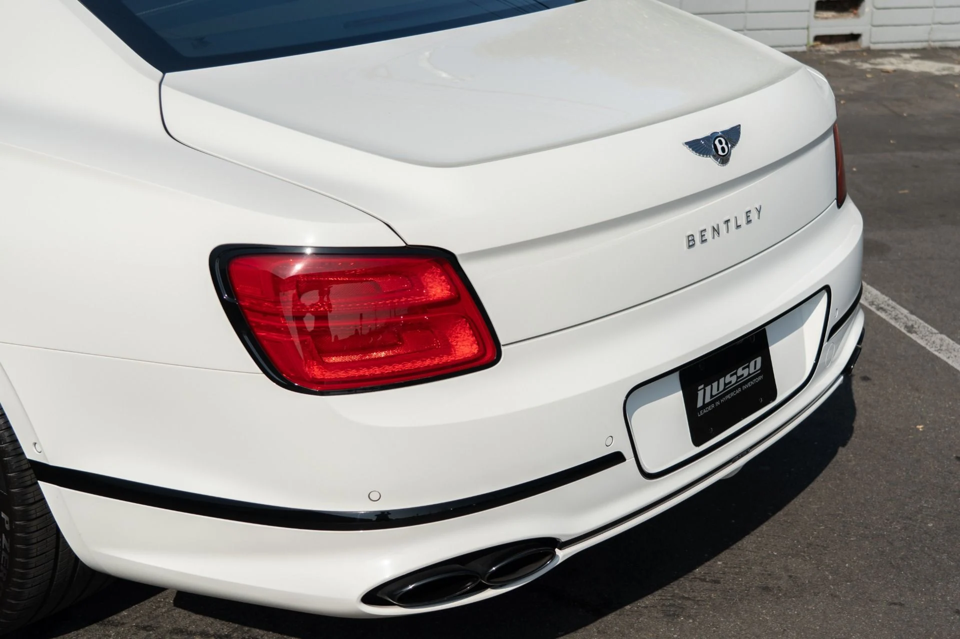 mph027_757043507_Used_2024_Bentley_Flying_Spur_Edition_8_1757964716_350c3c7111