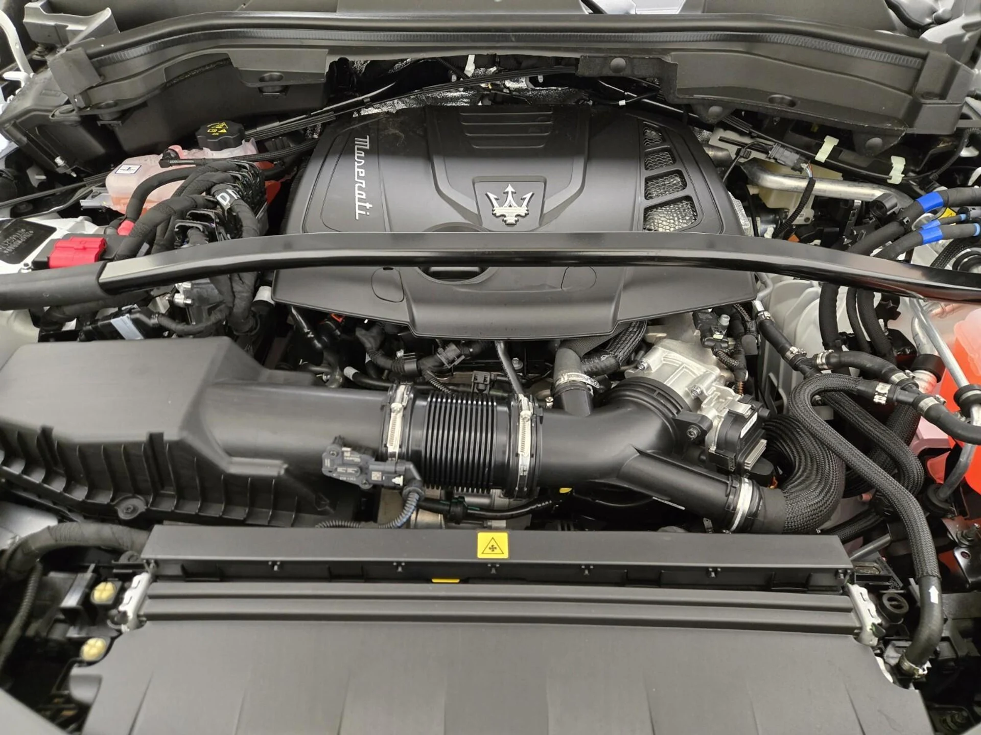 mph027_757995848_New_2025_Maserati_Grecale_Modena_1753162138_2a9d66d3b8