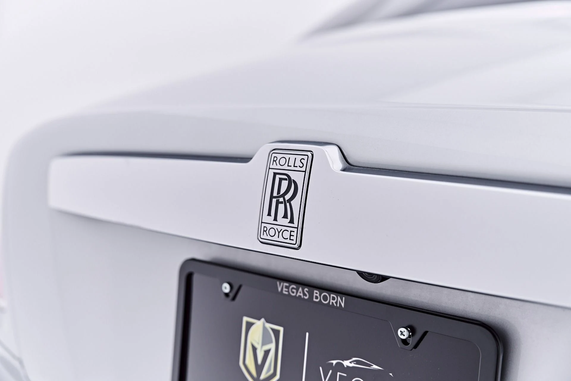 mph027_758254025_Used_2015_Rolls_Royce_Ghost_Base_1783648156_0d9448b34d