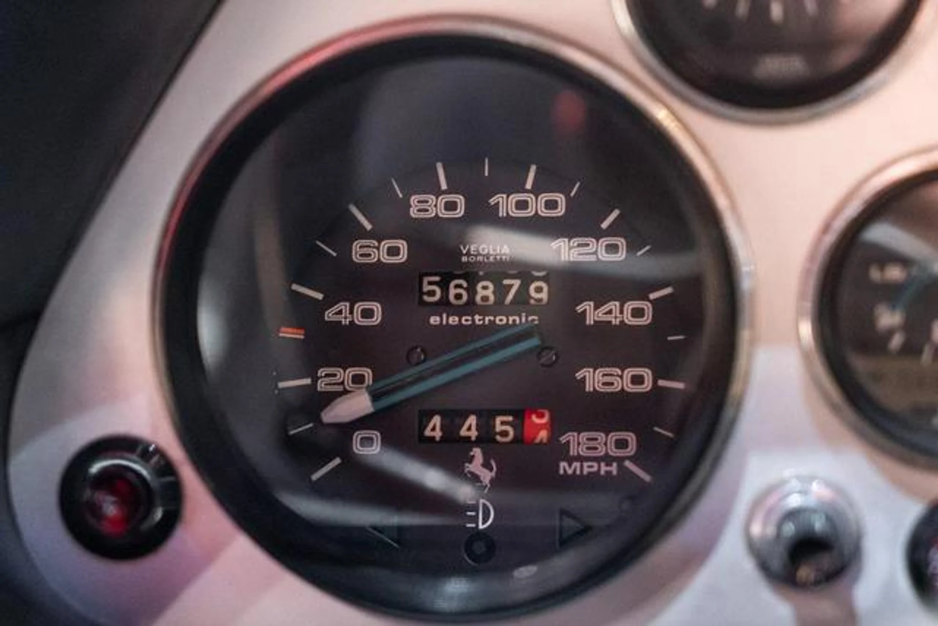 mph027_763720128_q_W3_Gp_ND_Nl_Z4o_R_Zbqfo6k502vc_HI_0bafbac4d3