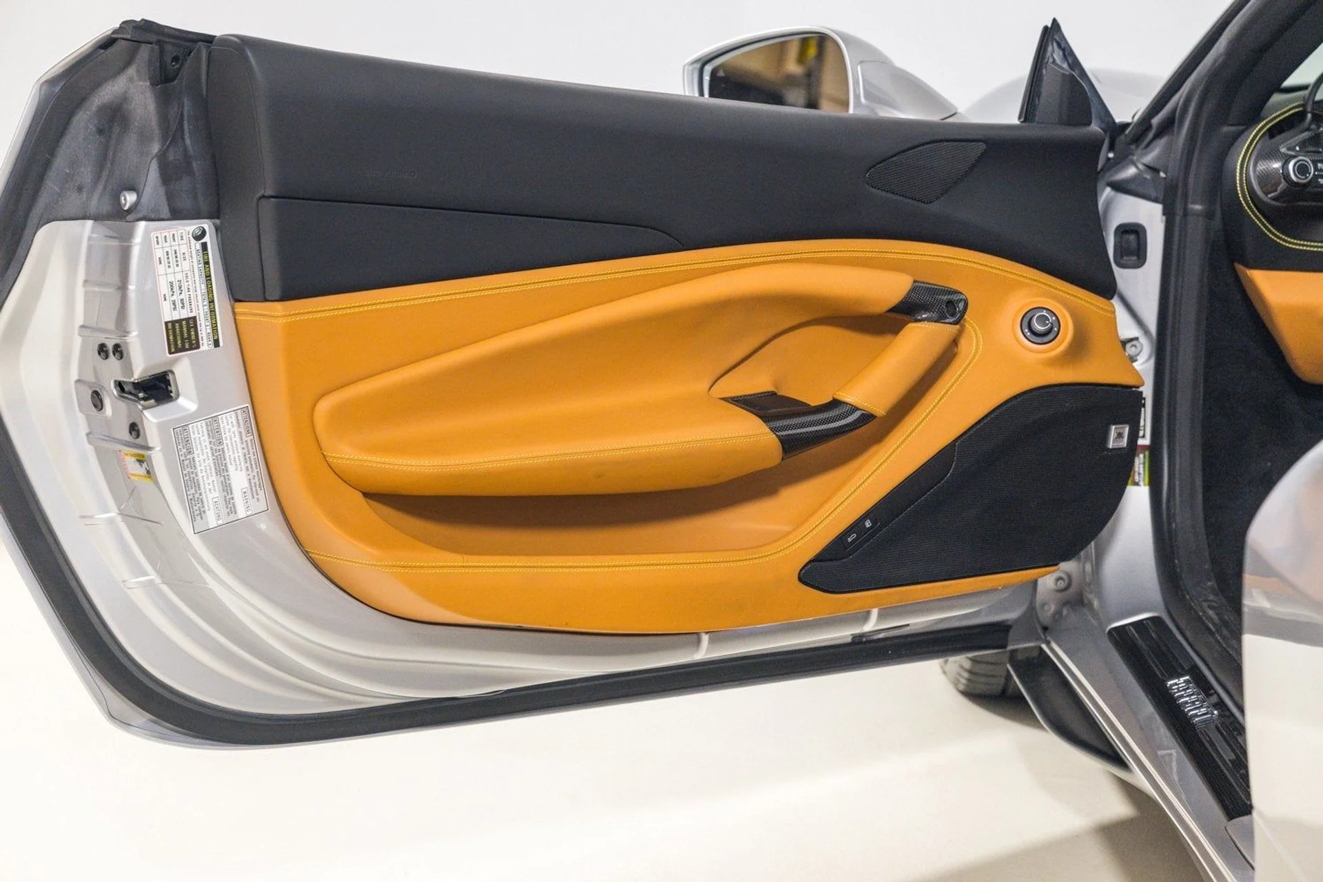 mph027_782170653_2093e4199e2d4e3388b4b0165e0dd2a2_df3cb37a30