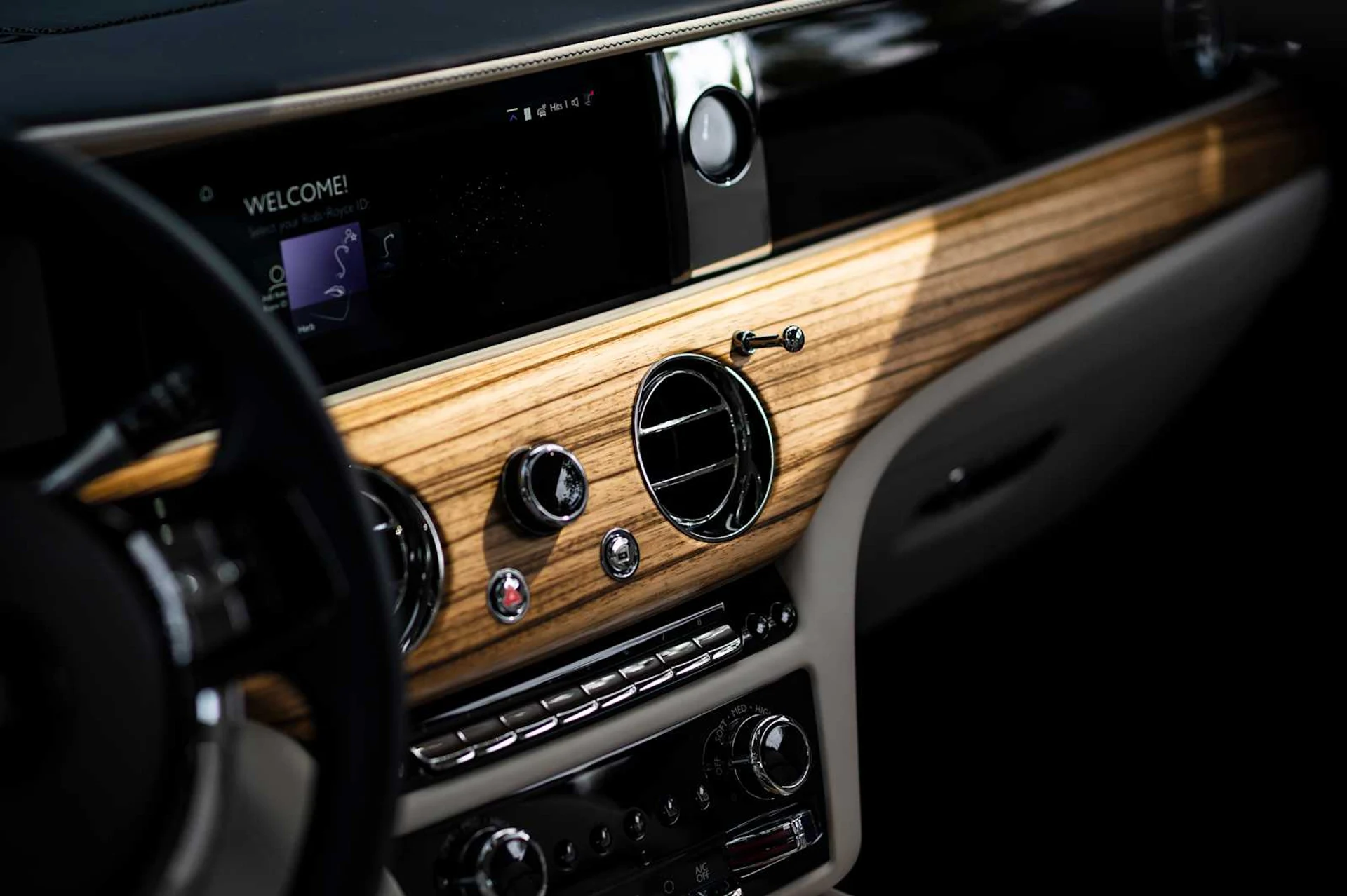 mph027_784894981_b11f965f3b5d728a78bab1d703c4cc47x_a4a06e0f96