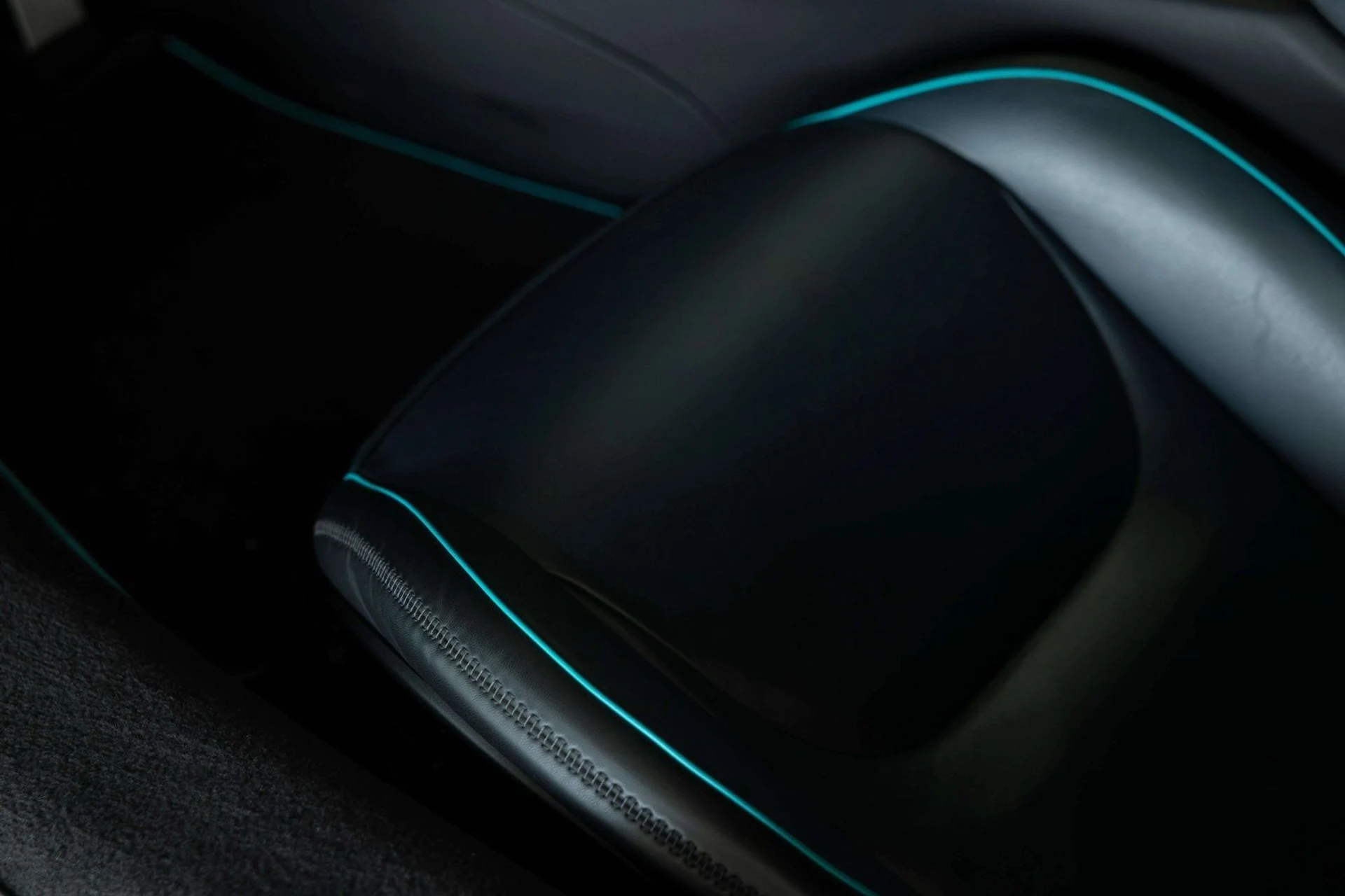 mph027_785992715_image_28_69bce52e70