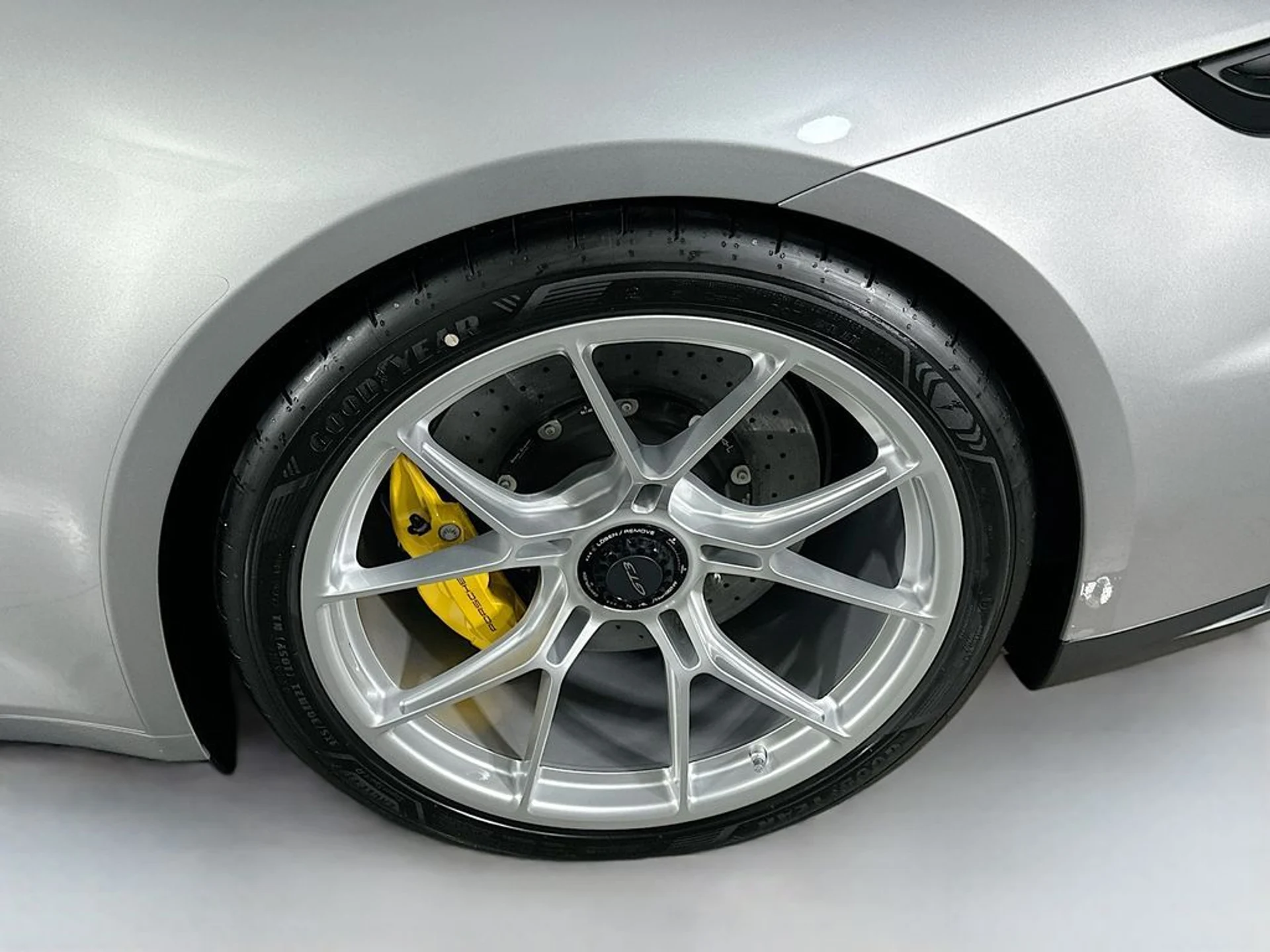 mph027_794592330_b7274fe253440b31ad31c325204544cdx_68305a41db