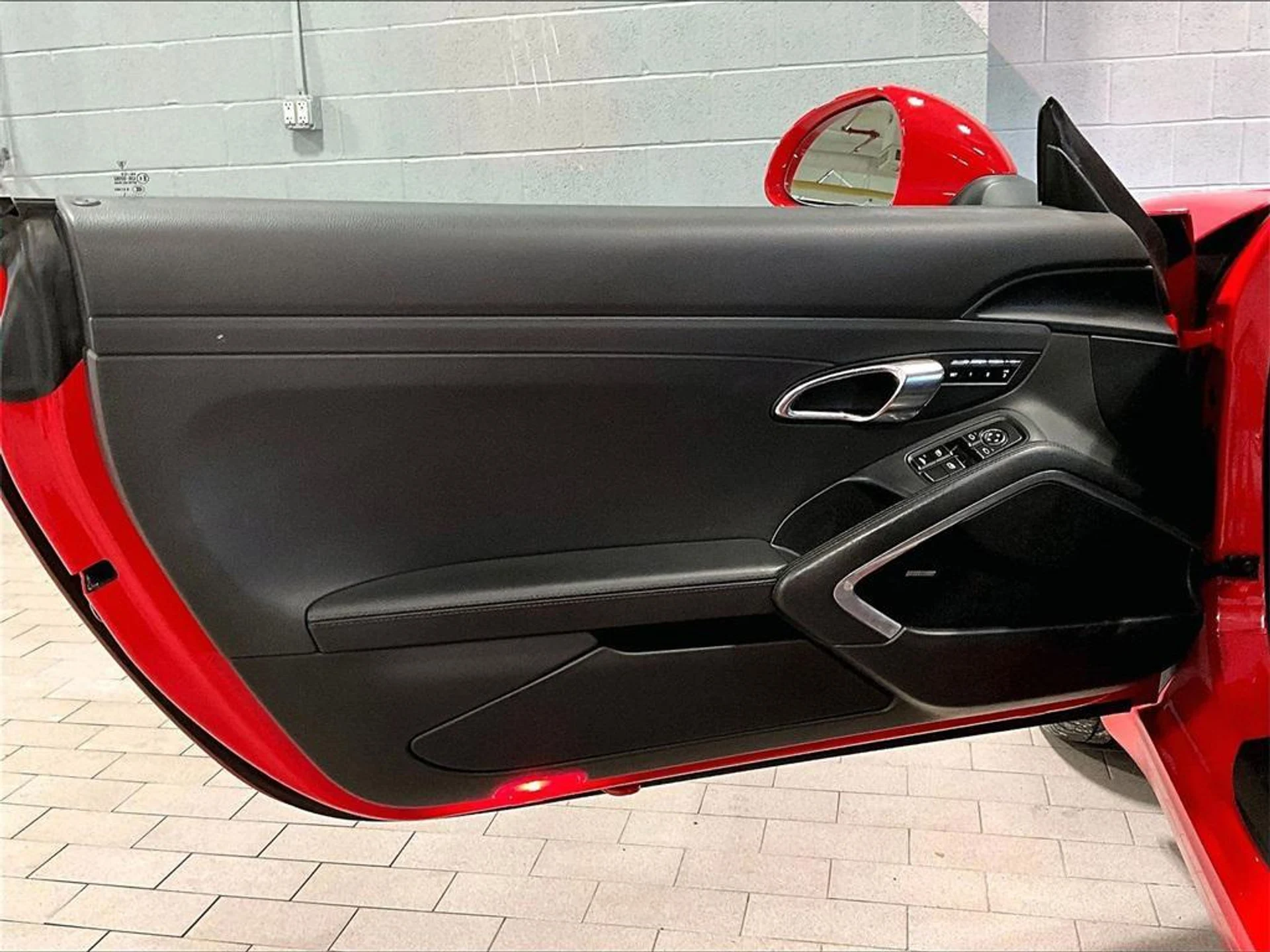 mph027_798431675_RQ_Fin_J_Zmr_Q_Rq_JF_Lfz7_YU_2txr_Sk0_551315ec4c