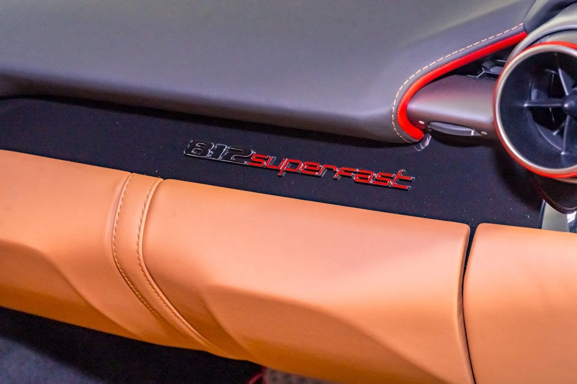 mph027_808874935_8c7ce7cda7eb4db48635a26202f86c64_379f2c1a29