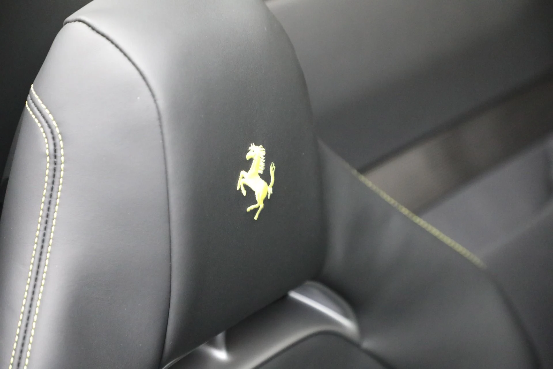 mph027_810388934_Used_2024_Ferrari_SF_90_Spider_e887d804ce