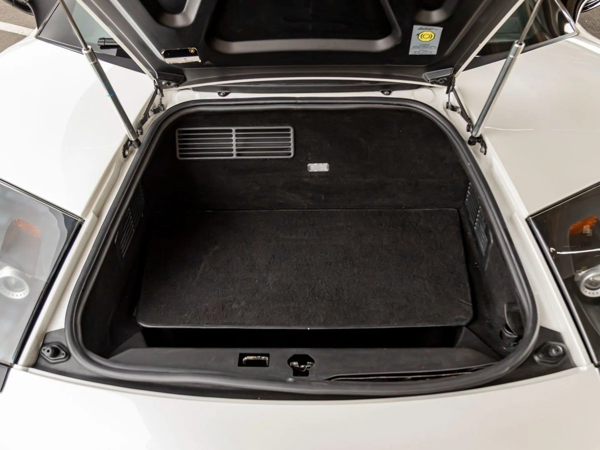 mph027_812585356_28_7c89a09428