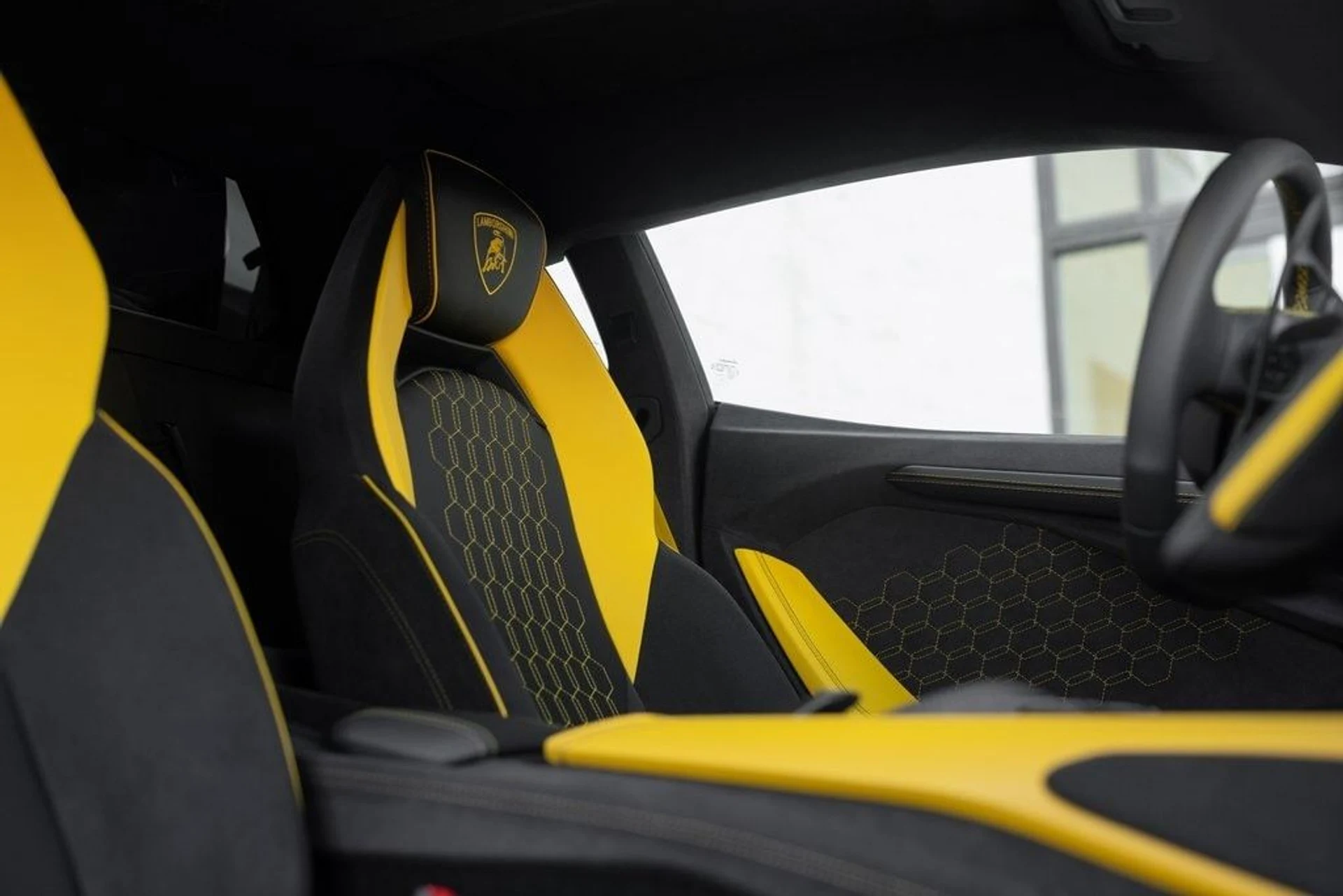 mph027_813673093_c27196429ac7e7ced0c3e9e12ef4877fx_6a0d1bdf06