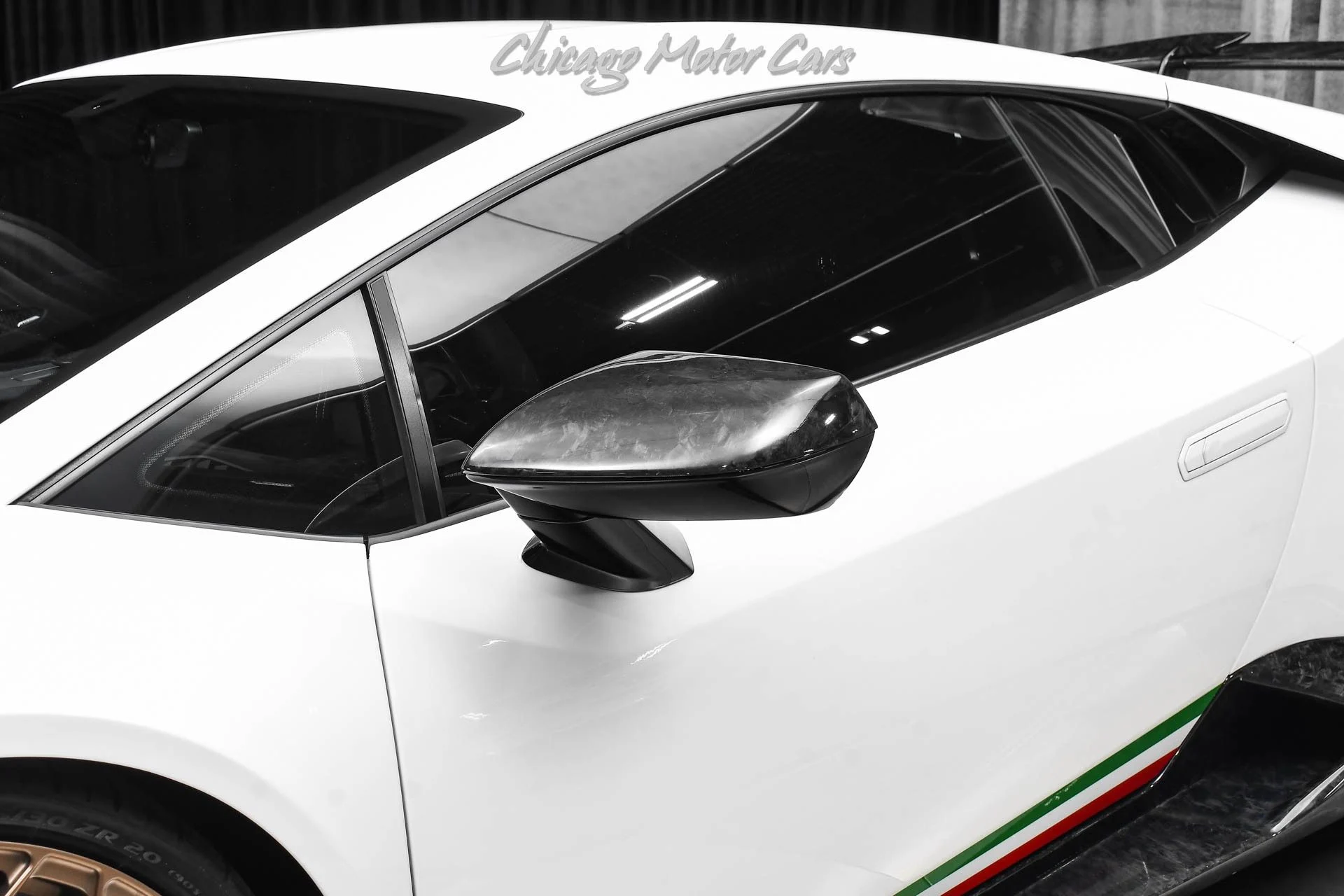 mph027_814136495_13462_p28_l_294dcebf8b