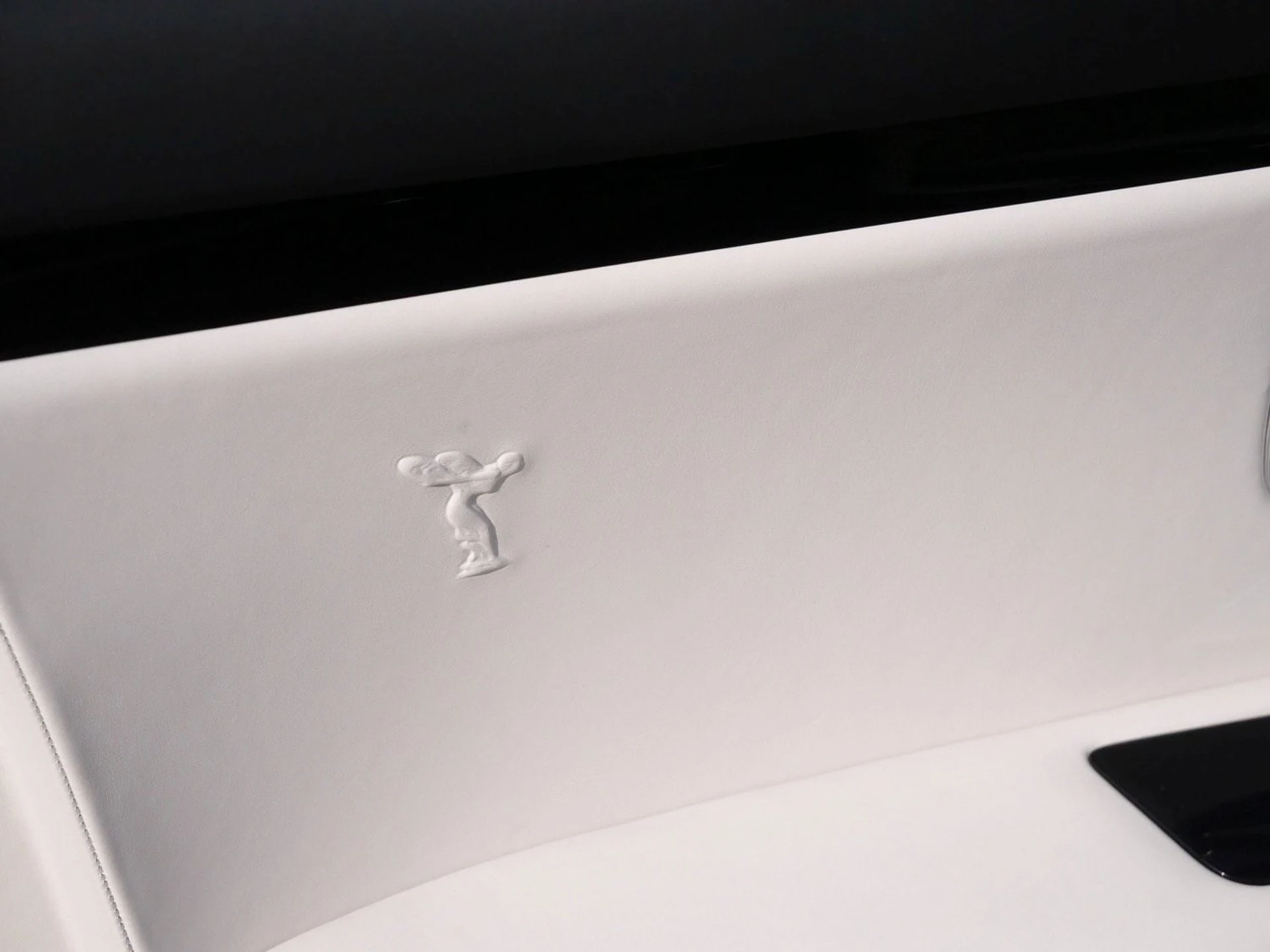 mph027_815030087_d2d5a110efac63f2263f40e2cd2b305cx_73485e1b5b