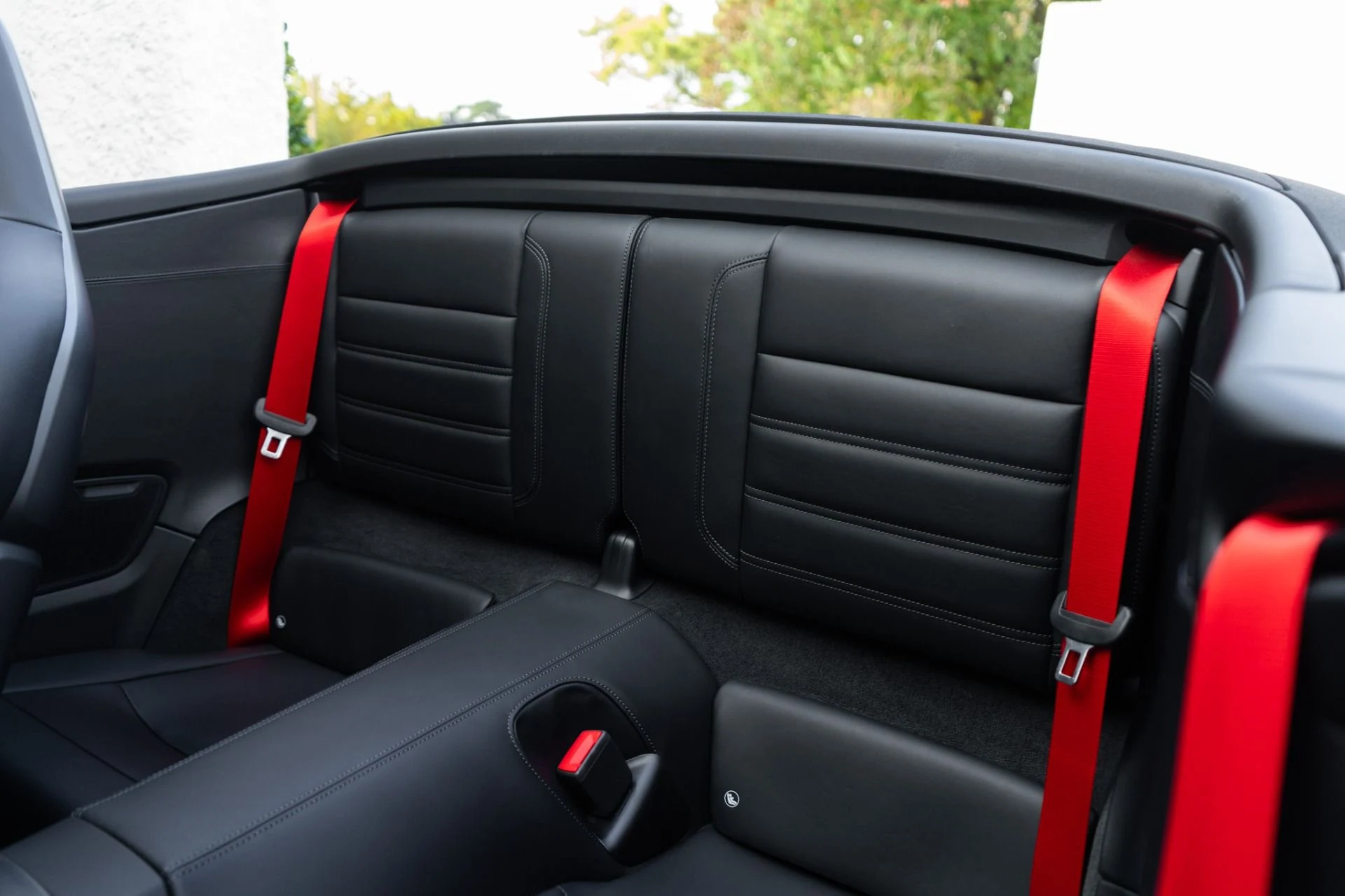 mph027_820868674_Used_2021_Porsche_911_Turbo_S_Cabriolet_1765565063_18276ec29a