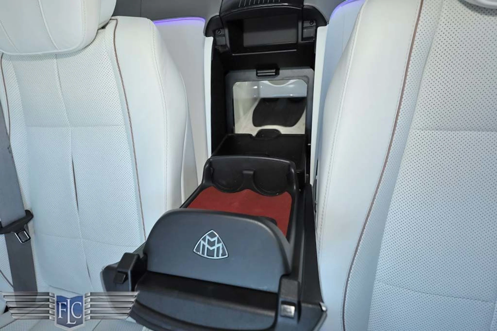 mph027_828381617_used_2023_mercedes_benz_gls_maybachgls6004maticsuv_6305_22983773_28_1024_3b0ec1d1d3