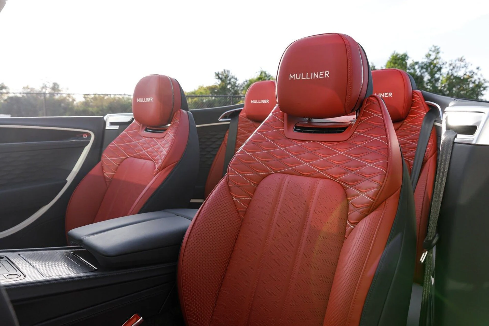 mph027_829624340_0c73fe342293595cb9b9c602b270a3f3x_9c563ac332