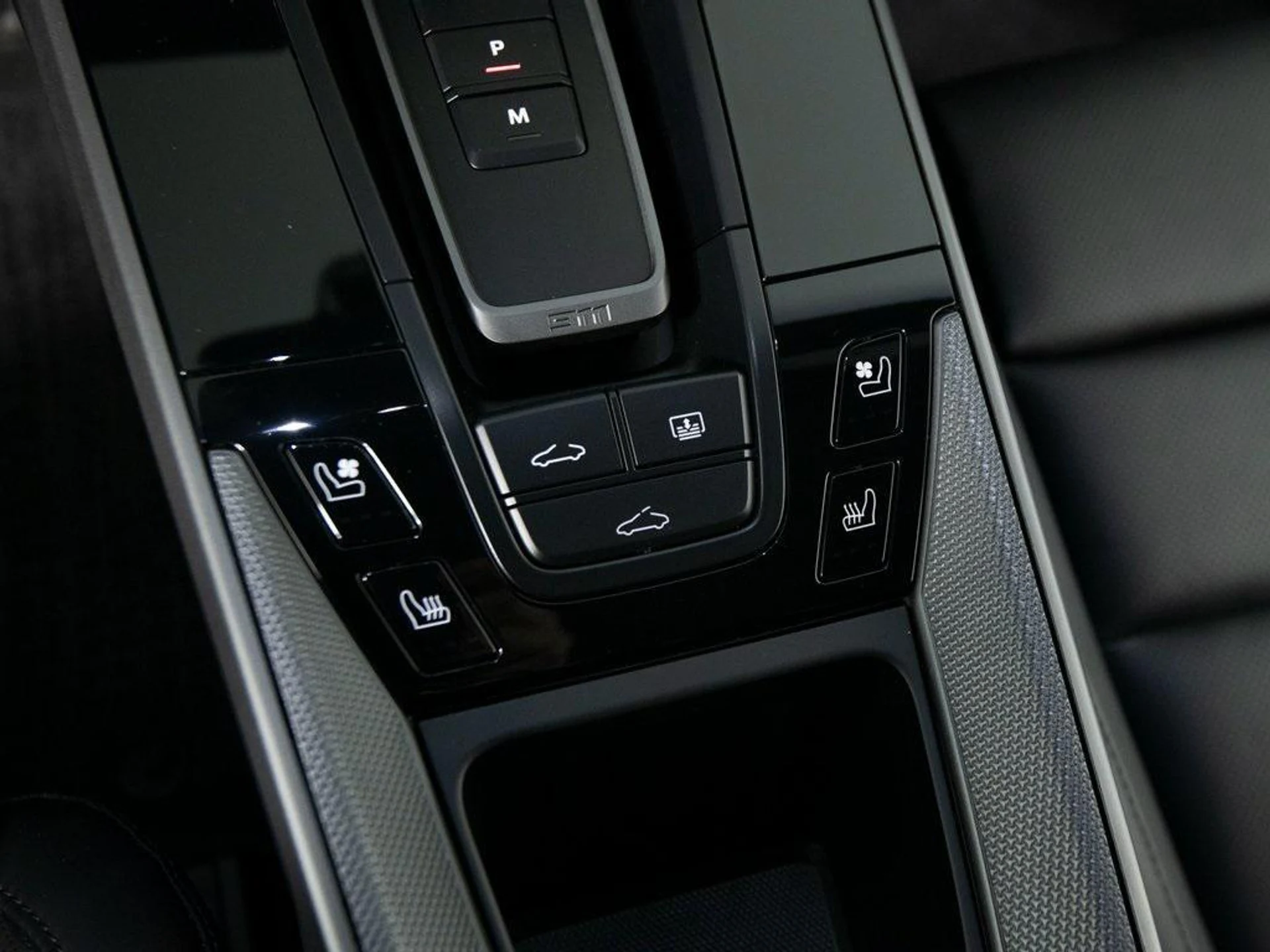 mph027_839520522_i_H9g_N_Pxvfv_V_Yf_SF_28_UNKL_3_W_Rm_Us_52525ac160