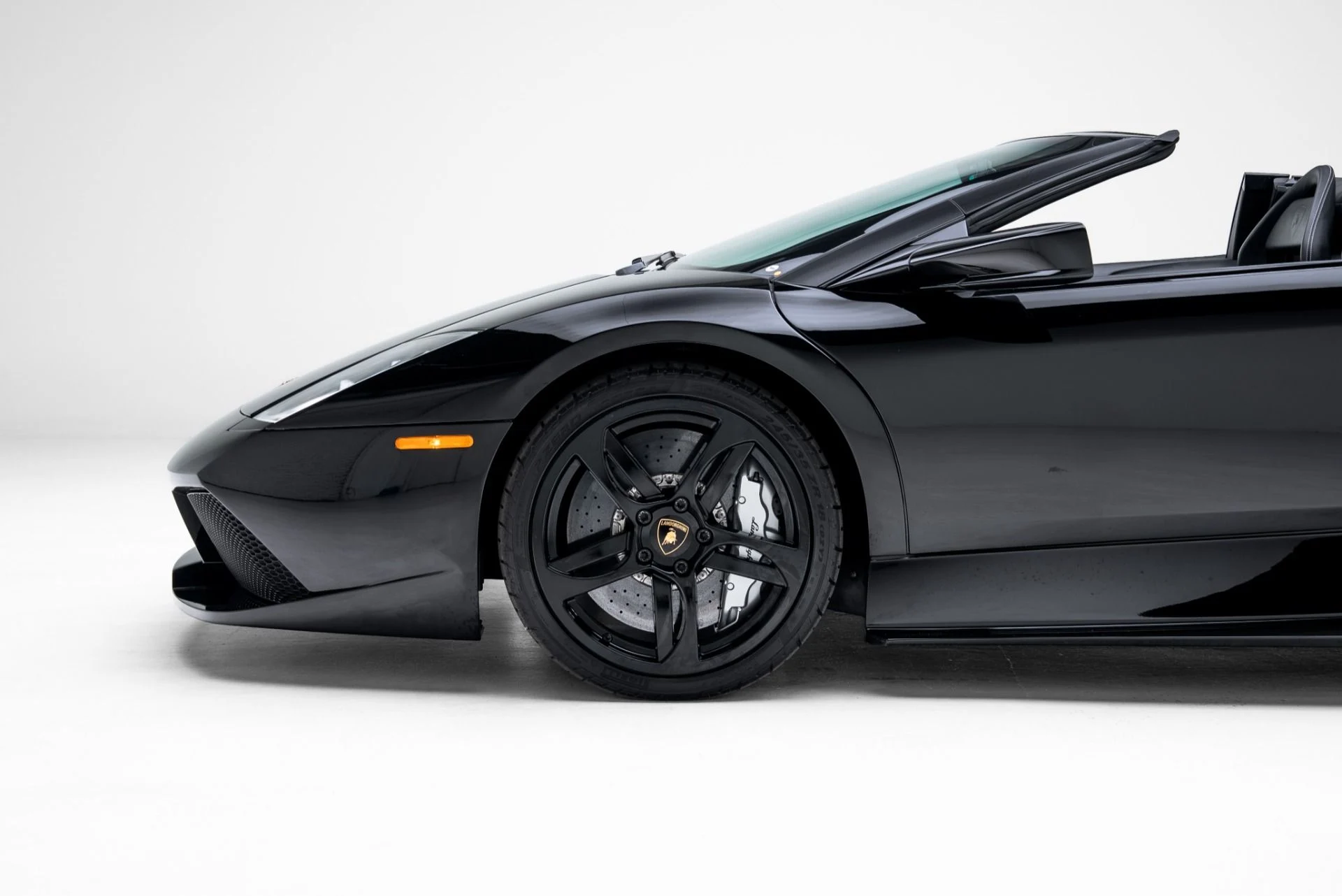 mph027_84877904_Used_2009_Lamborghini_Murcielago_LP_640_1772151218_1d789d72fe