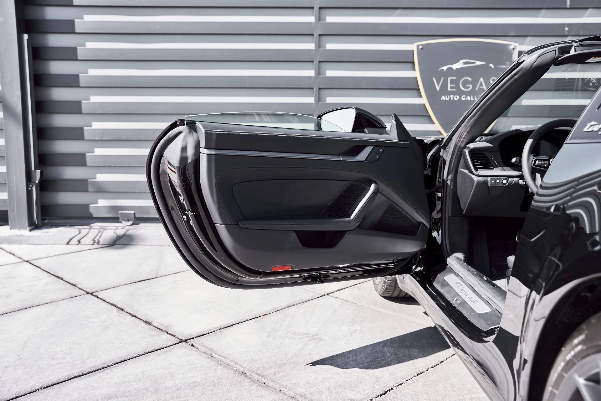 mph027_849334068_Used_2026_Porsche_911_Targa_4_S_1772843229_0b511fefde