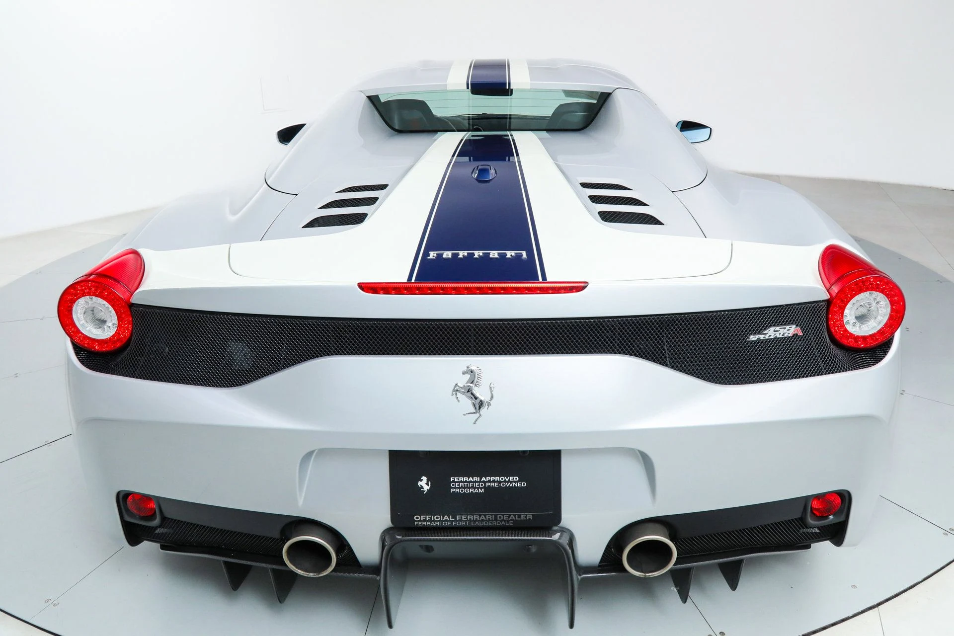 mph027_851124145_c125b84fa384ba81e241a1e8c65e2ec8_e917089ec4