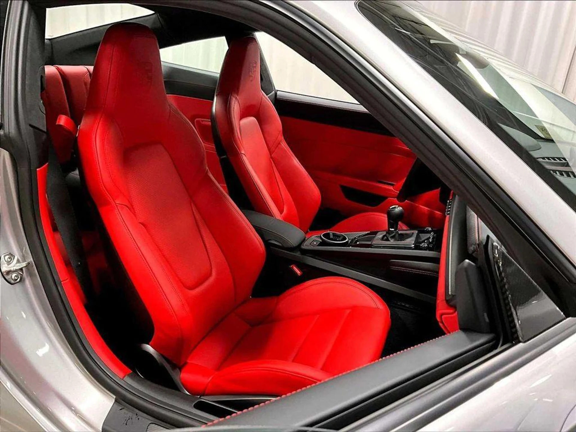 mph027_854943980_0_Kvp_Ojo_L_Yx_Z_Wx_Sq_OB_2_ZV_757094_9d696940bc