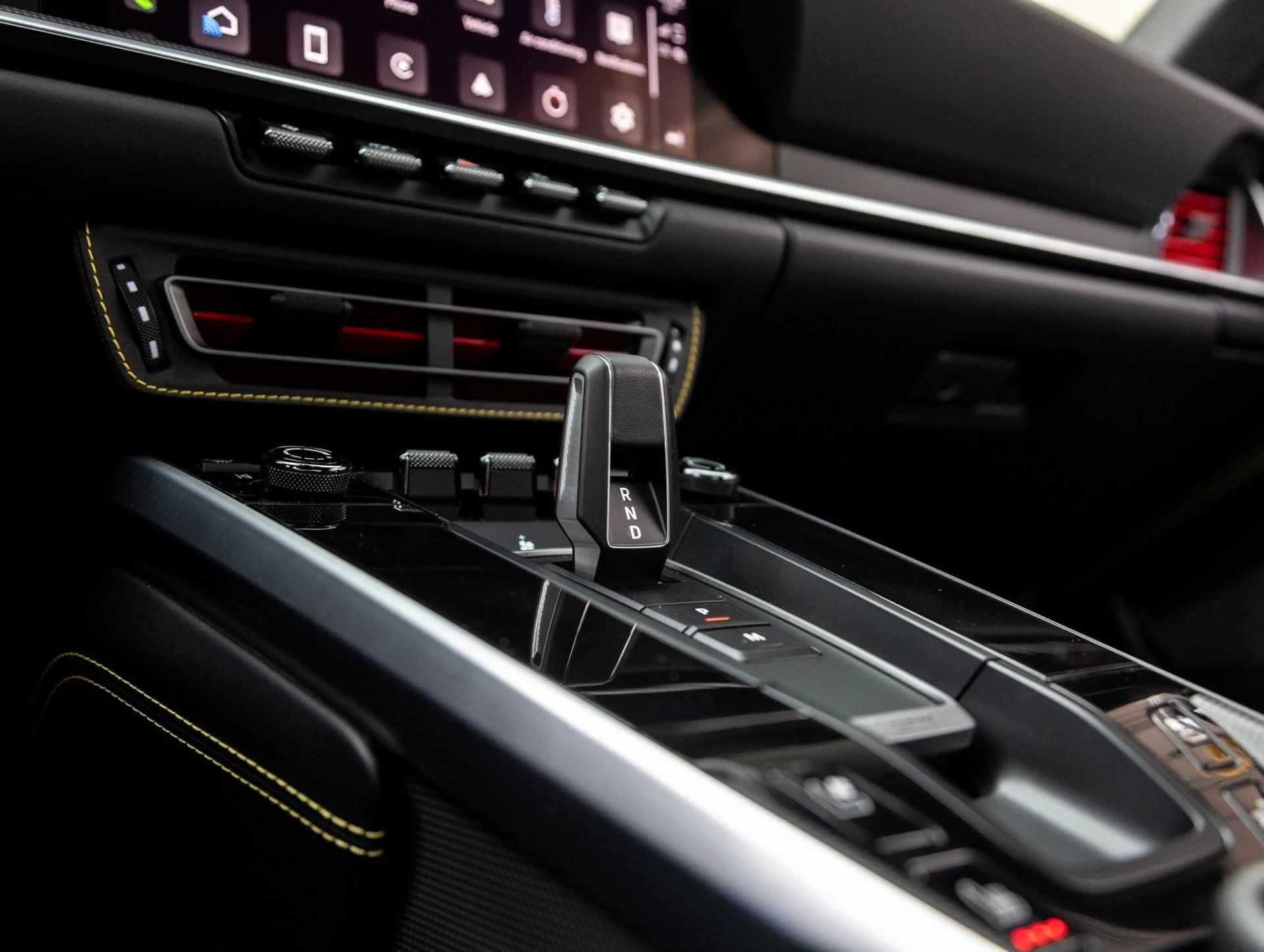 mph027_858899317_28_120e4ba7ad