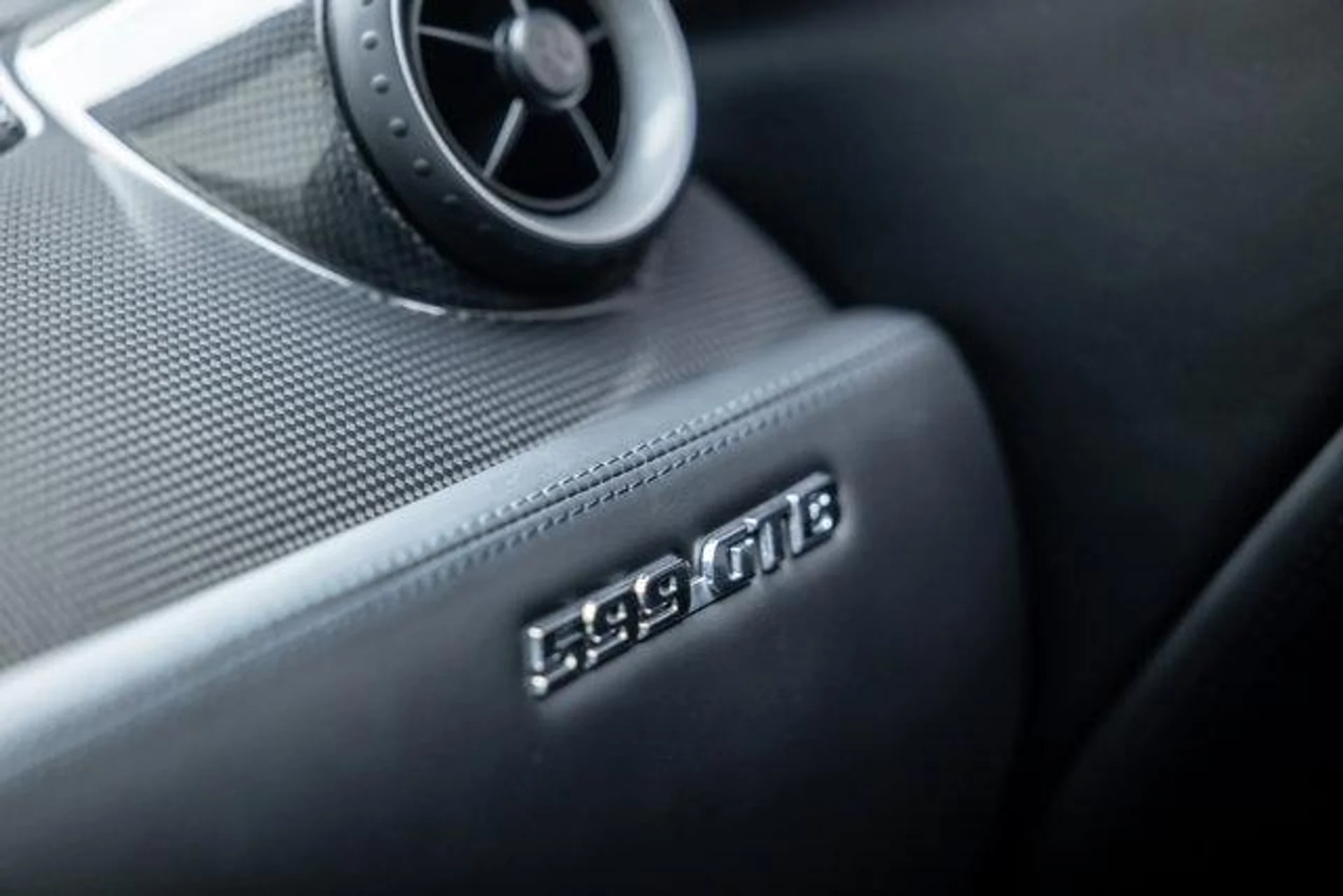 mph027_862408153_n_DO_e3o_Cw_Owi_Ne_T0_Ck_Xpzc_Id_I50_e6da924a3c
