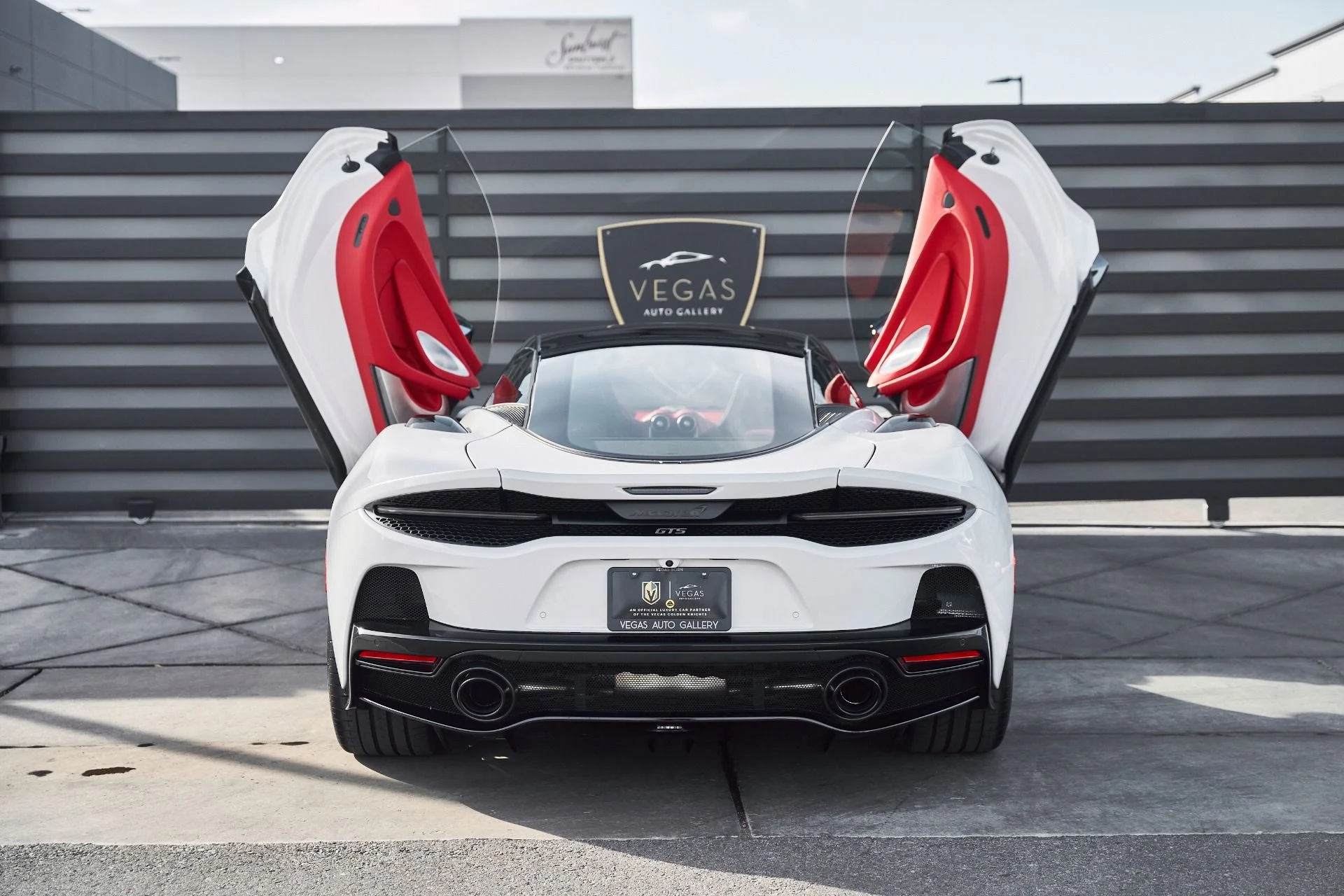 mph027_866563401_Used_2025_Mc_Laren_GTS_1769482130_6365e6ec88