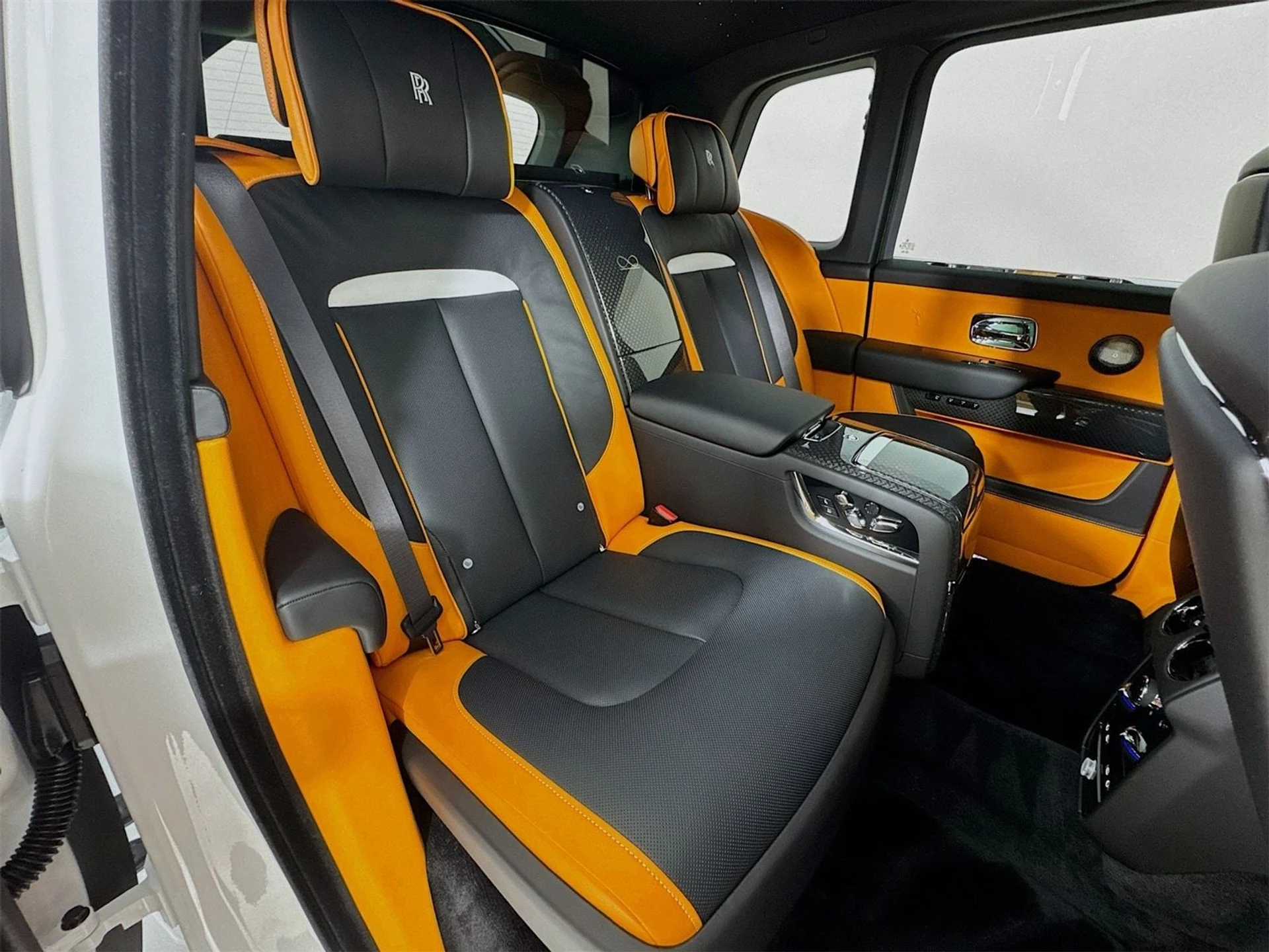 mph027_875481160_dbc26d0939519db8815aea82a67bf39ax_33a863ff54