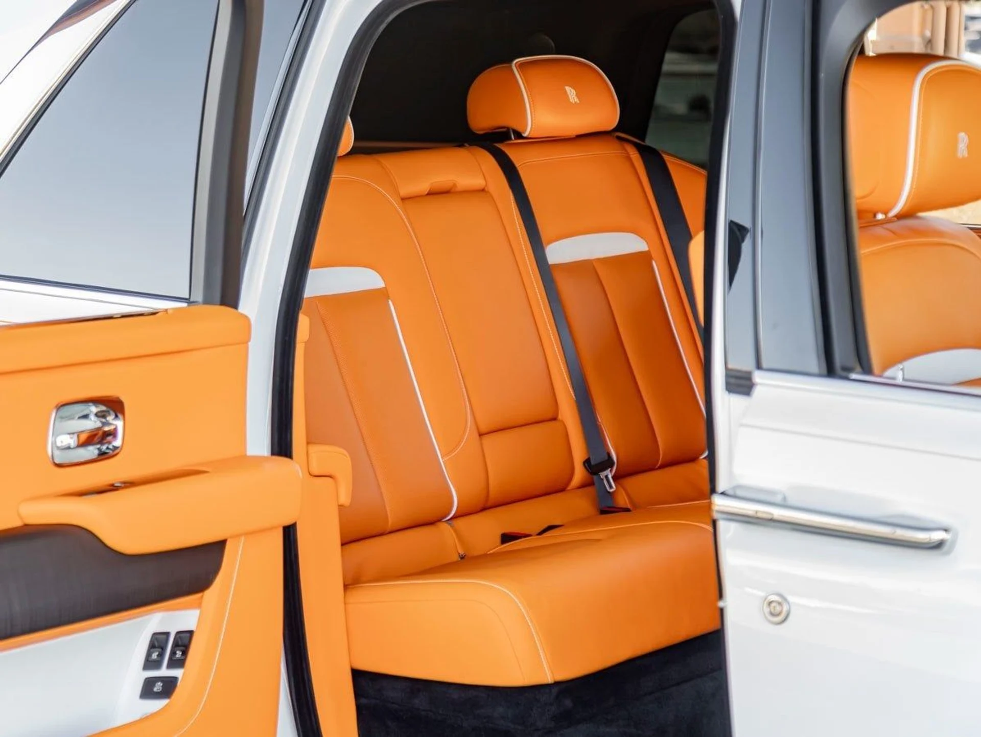 mph027_877820255_28_4e62b7f792