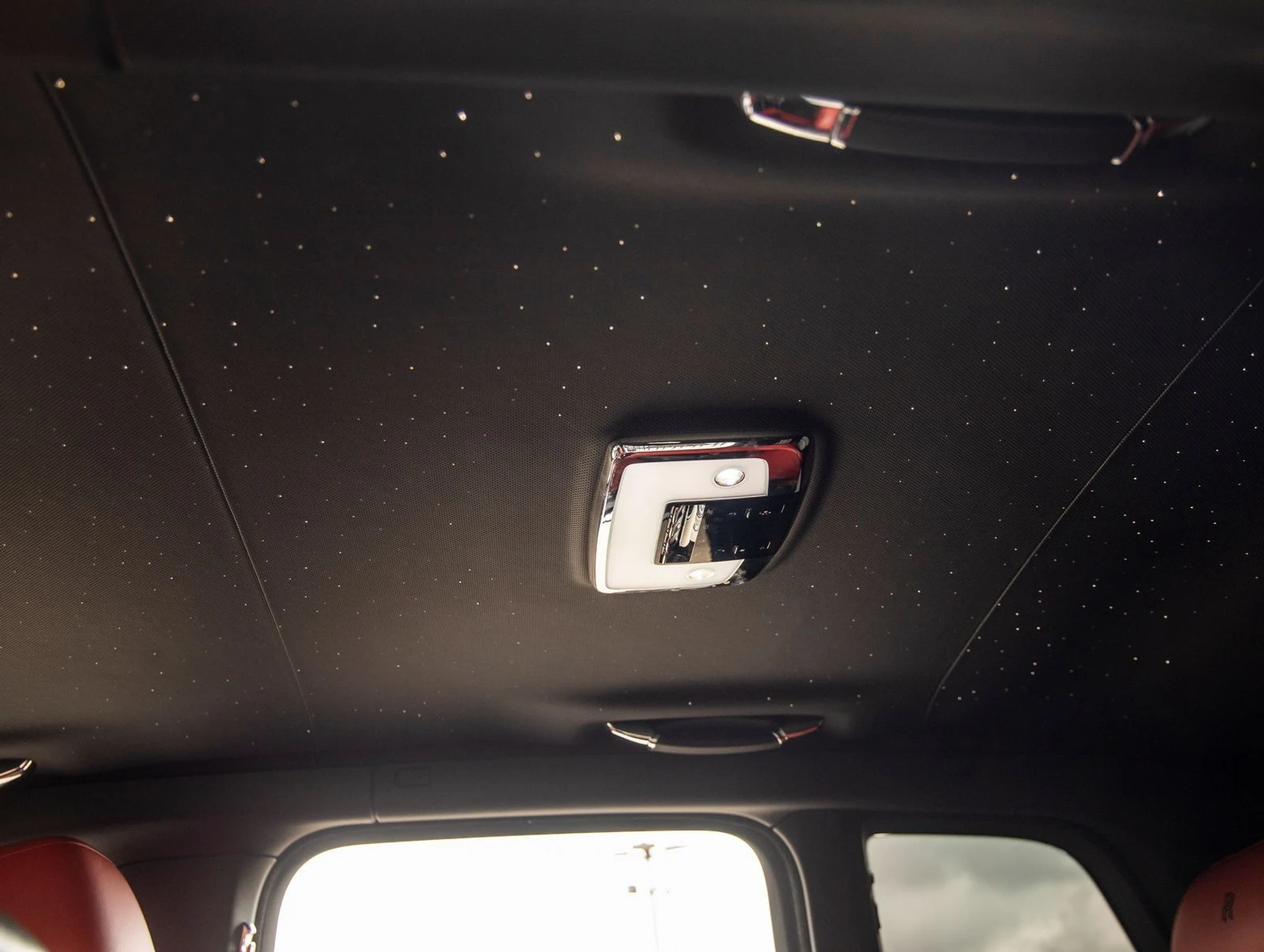 mph027_884143085_28_ebb60b892c