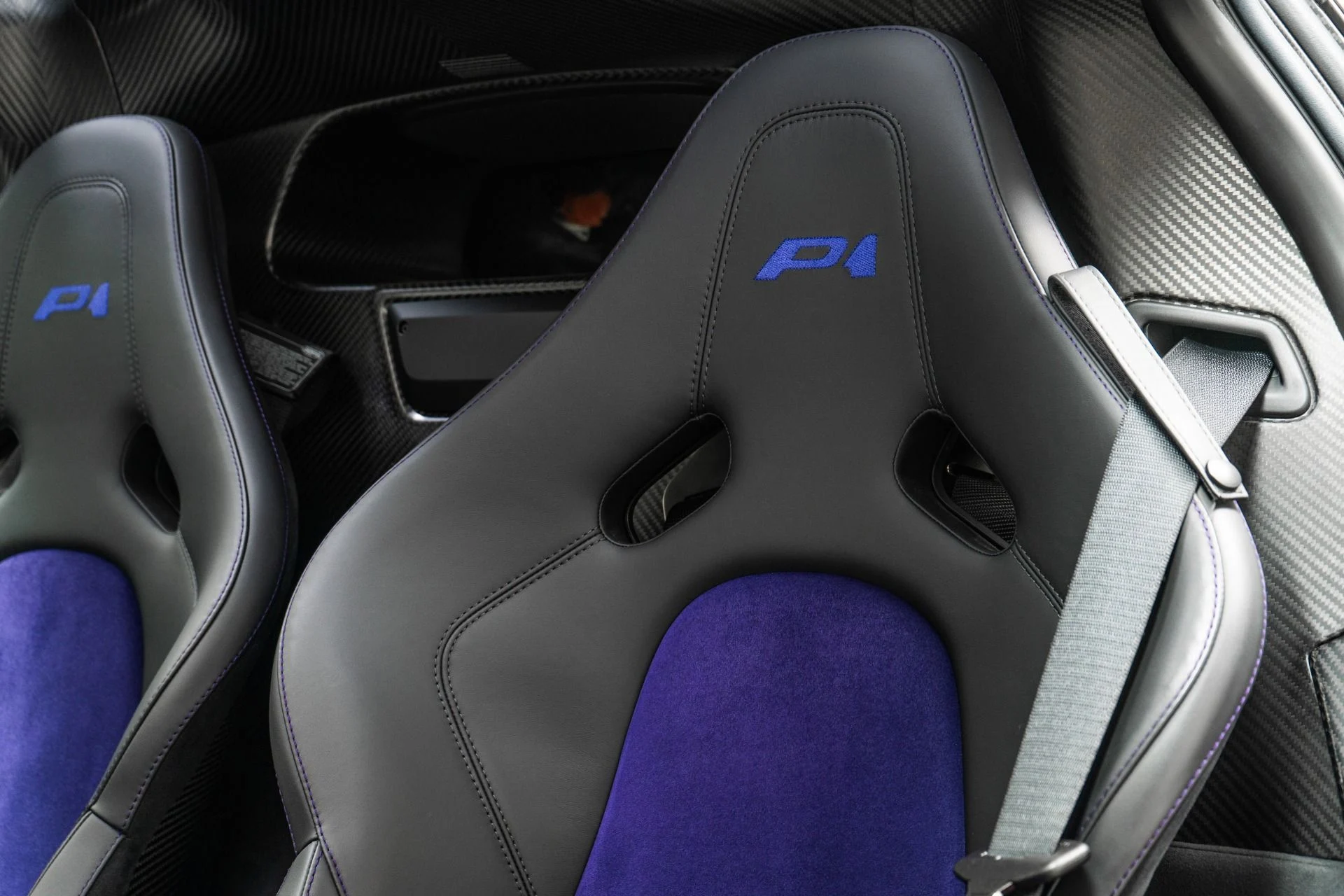 mph027_884804844_Used_2015_Mc_Laren_P1_1757693510_877b6f04e1