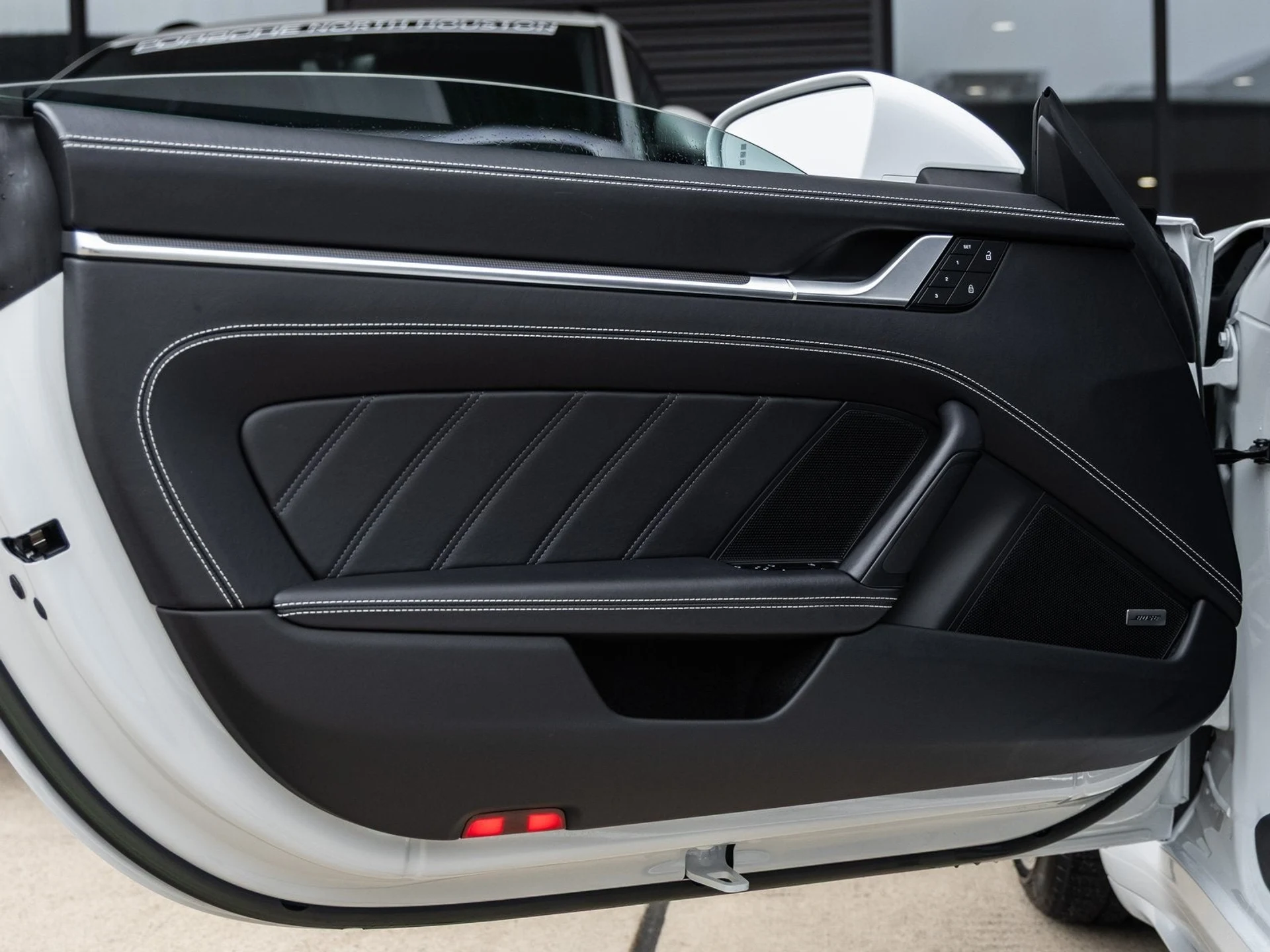 mph027_890071020_28_e3d8d6882a