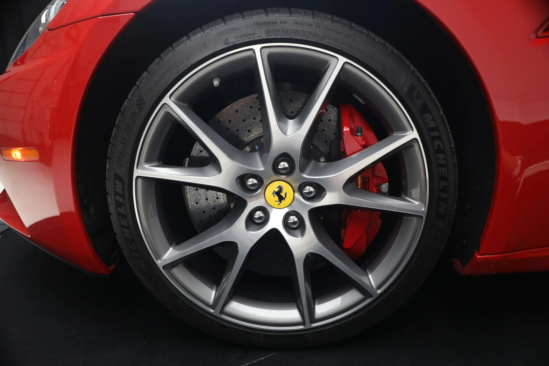 mph027_890584138_Used_2014_Ferrari_California_30_1790957521_f864e569f5