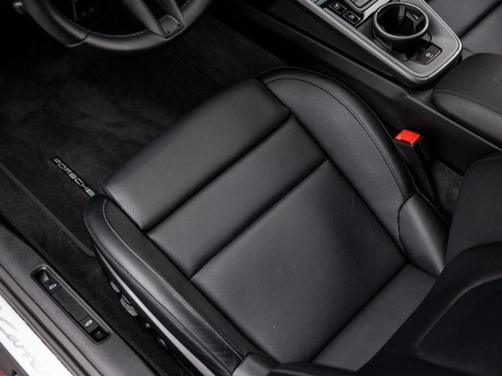 mph027_892407756_28_1afd678385