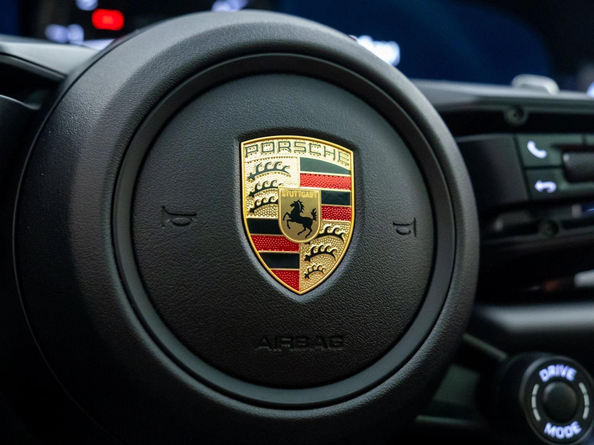 mph027_893619360_51652a42efaa1eda9c574e5b3a0df8d6x_e22751206e