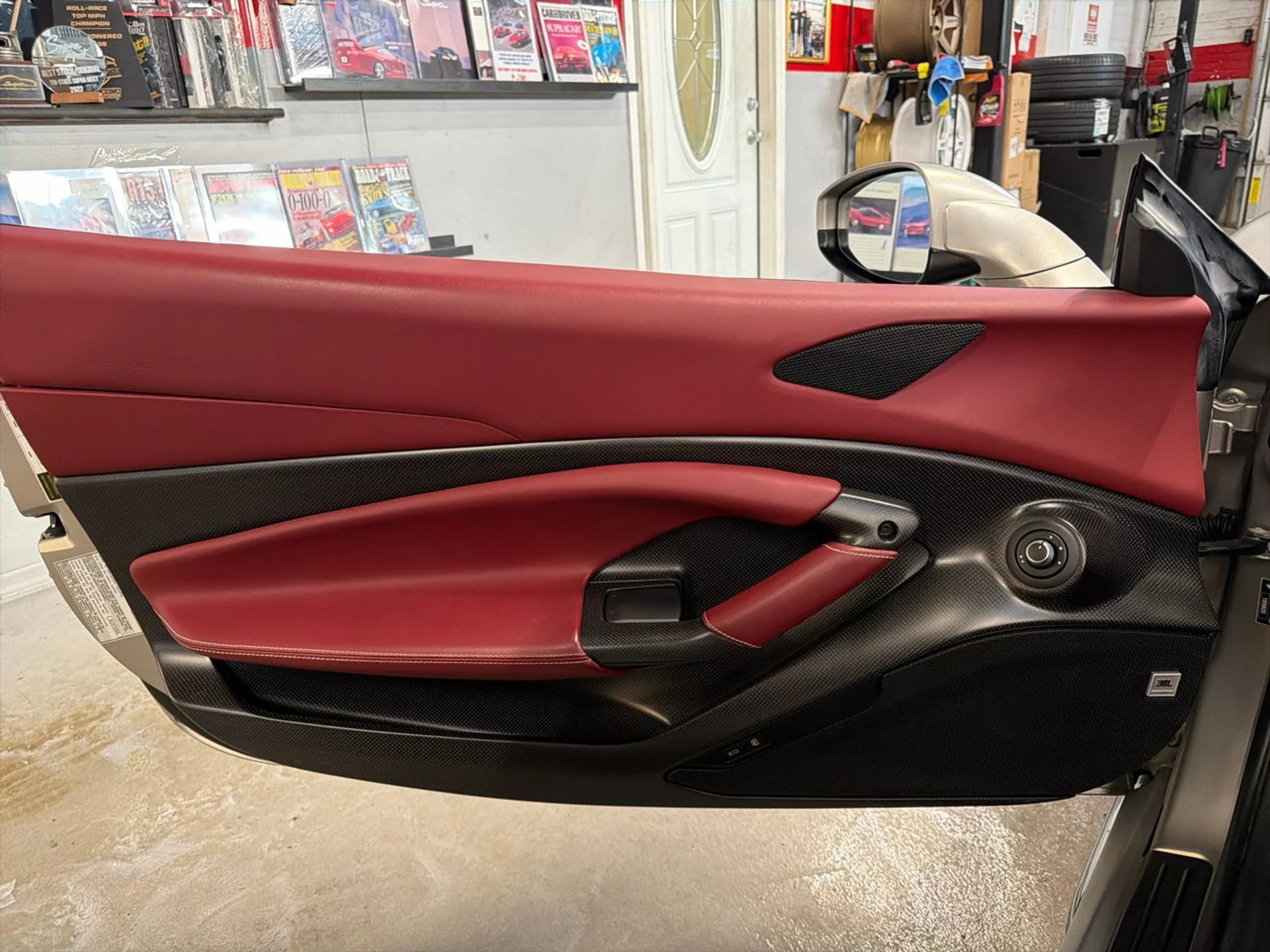 mph027_895484587_639001977461375130_52e7ad5093