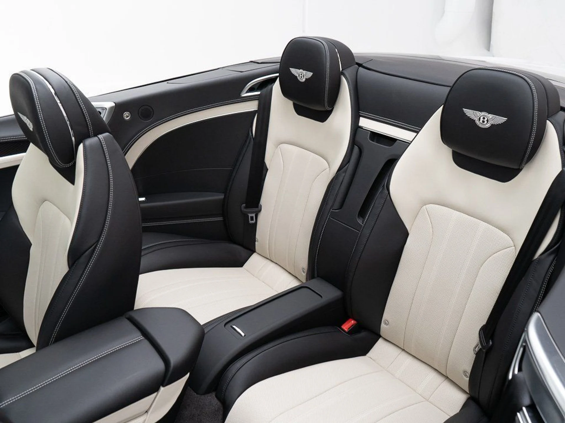 mph027_900705574_71897fe00a53e55f9713f7150ad83dd6_6c43e794d5