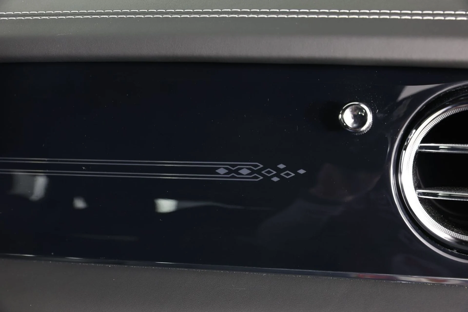 mph027_904203075_3265ea42f45a3efb2403d102a6560aef_aeba23ee3b