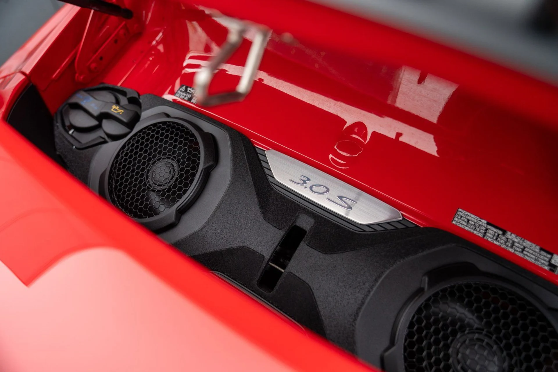 mph027_906615328_a44c8de58880fb933bb05c8ecf8329d1x_7b665da5a3