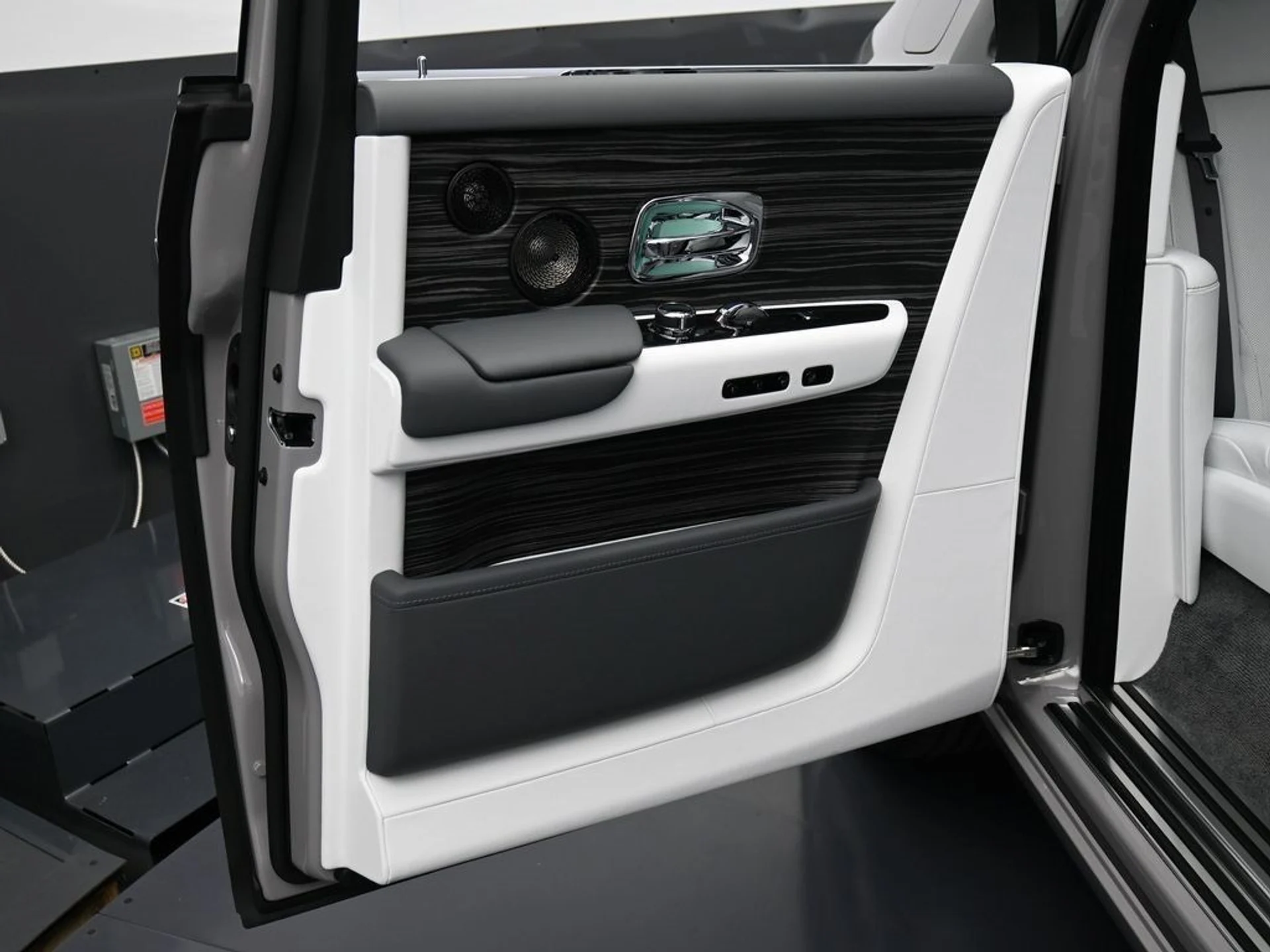 mph027_919667279_013cf0230aa4369d906171c142c02168_c083f6764e