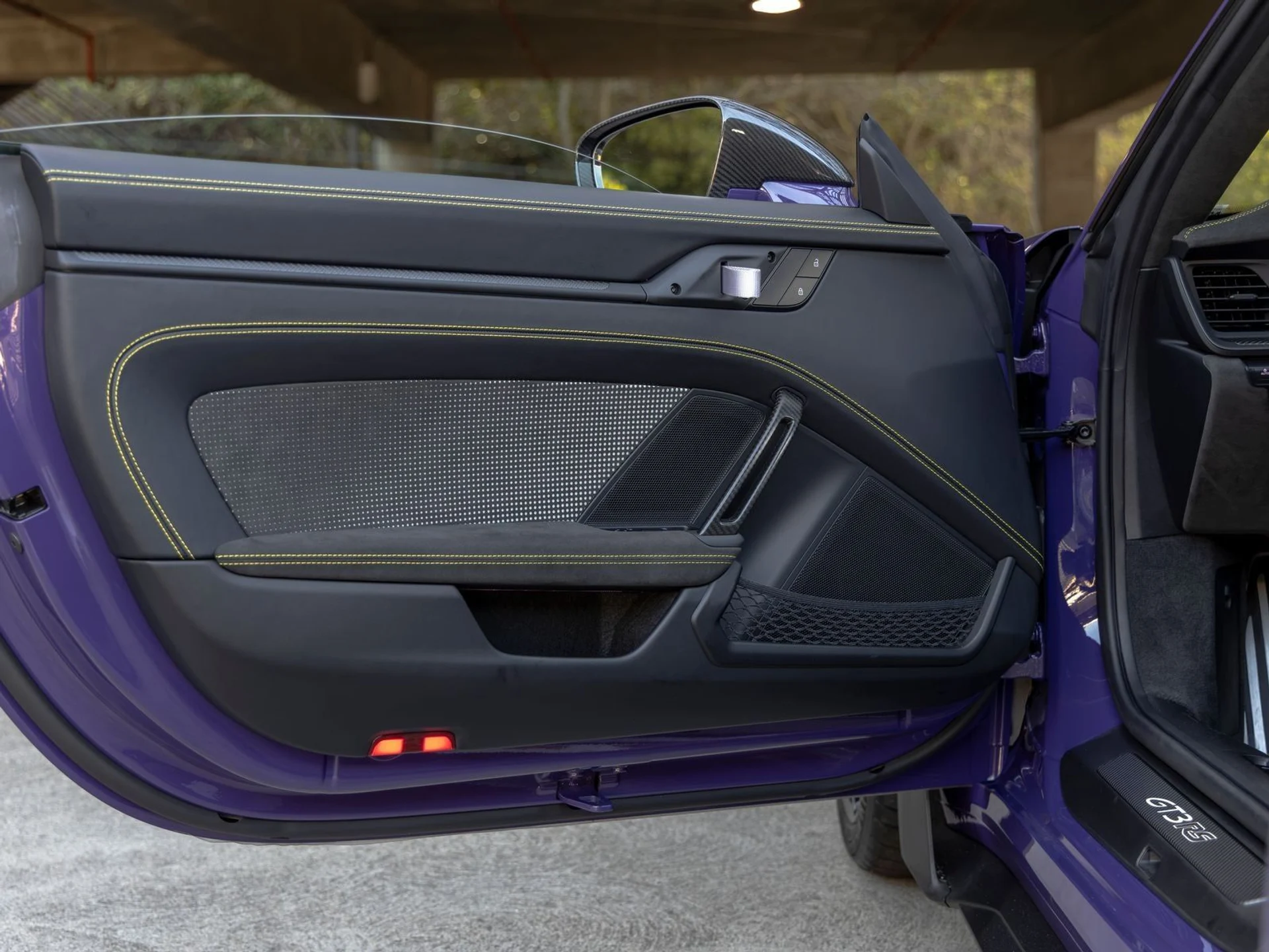 mph027_919960785_28_9230495c7b