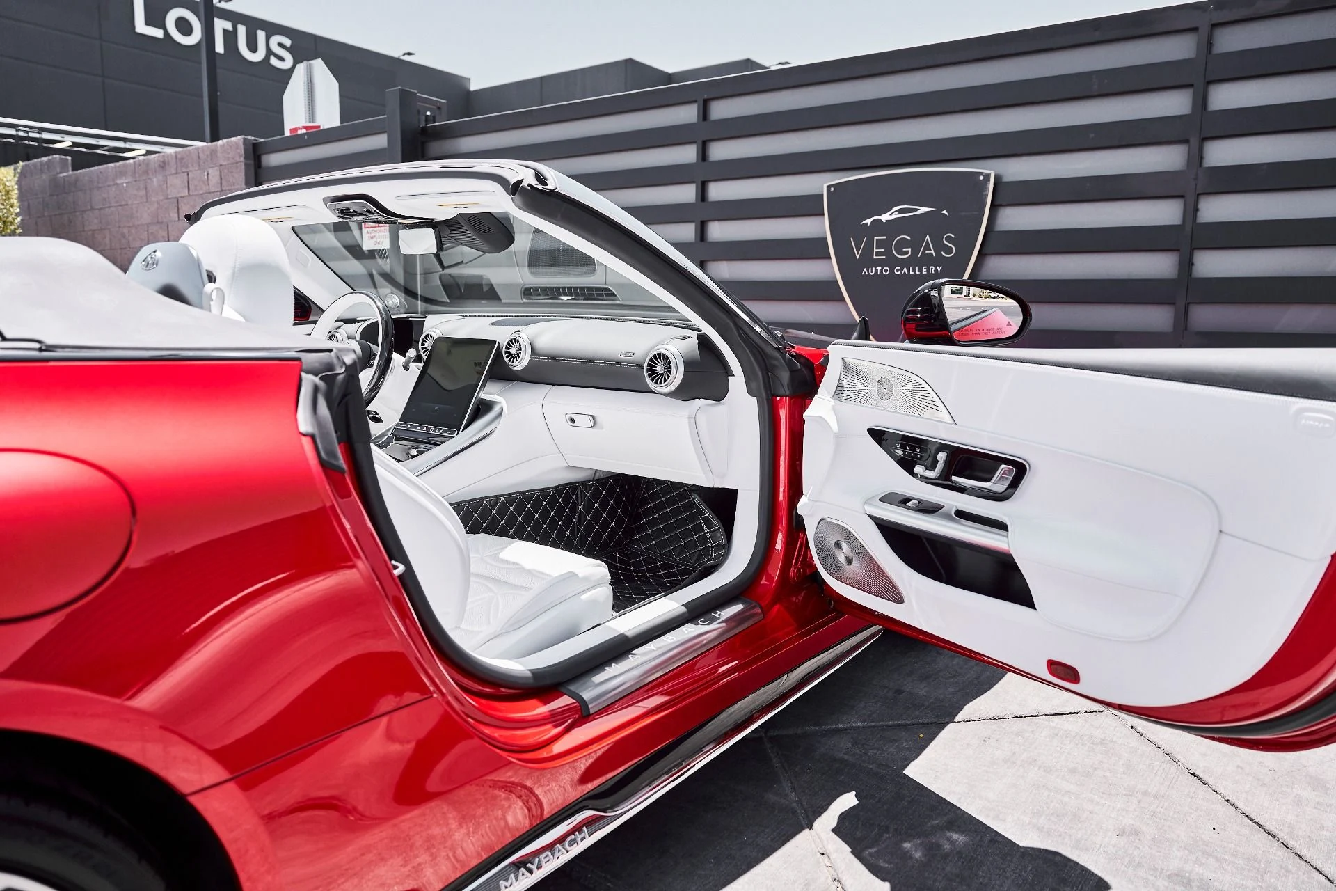 mph027_922725915_Used_2026_Mercedes_Benz_SL_Class_Maybach_SL_680_1780365136_03a43b76c3