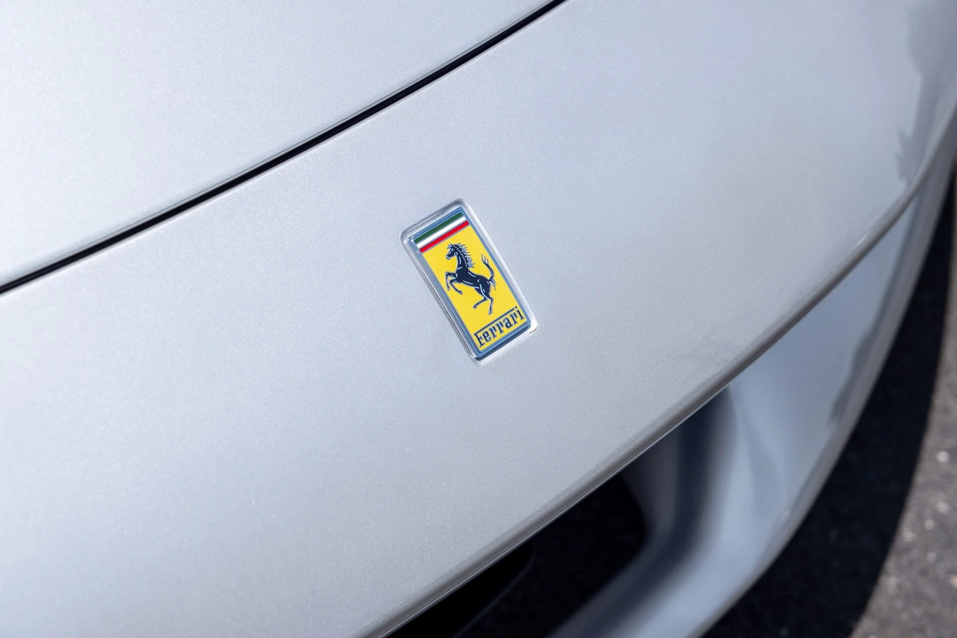mph027_924620388_Used_2024_Ferrari_296_GTS_1751069243_3af9ae15f1