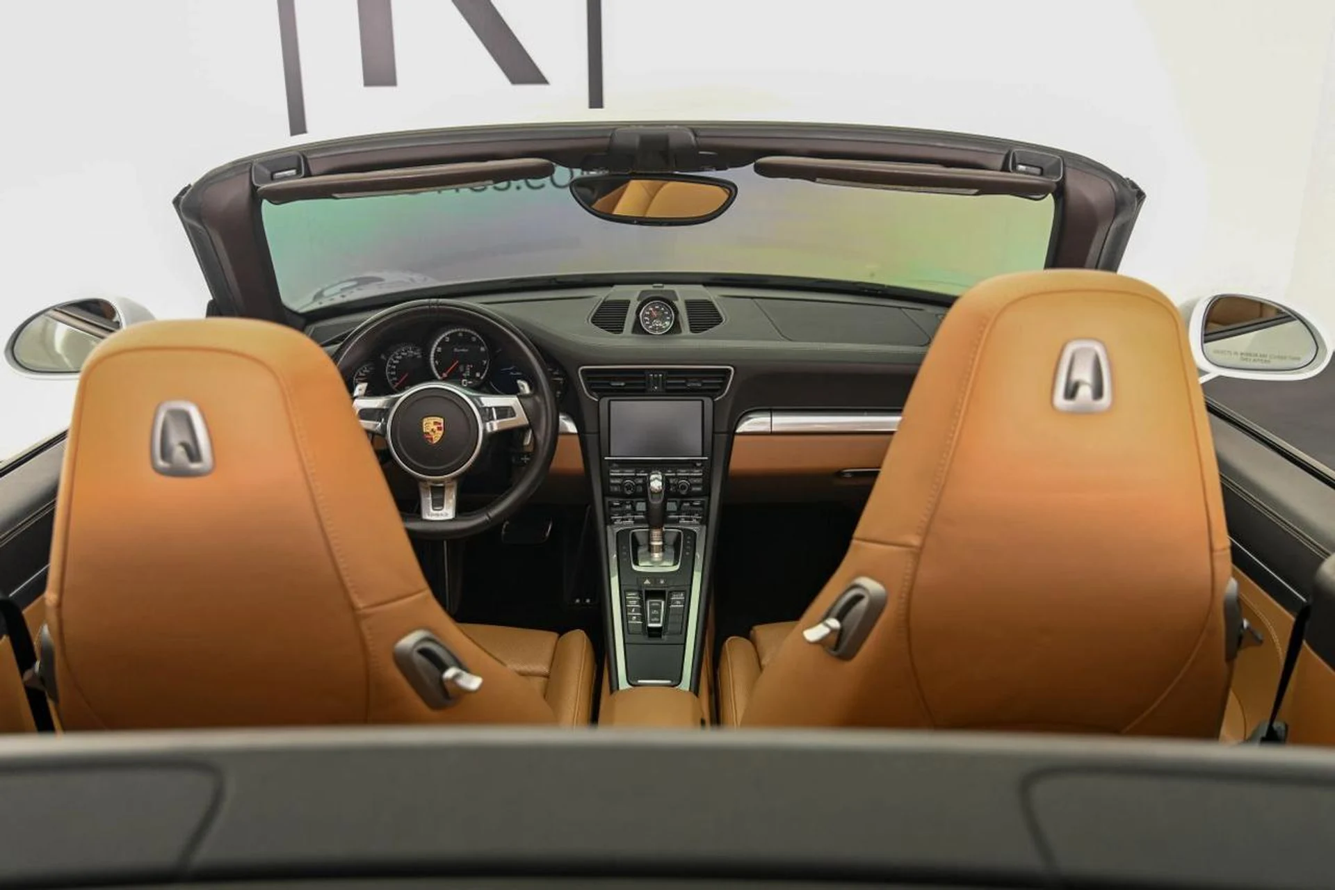 mph027_927454846_71bf84bc2d459ae045fc88db506848f0_0586f6f78c