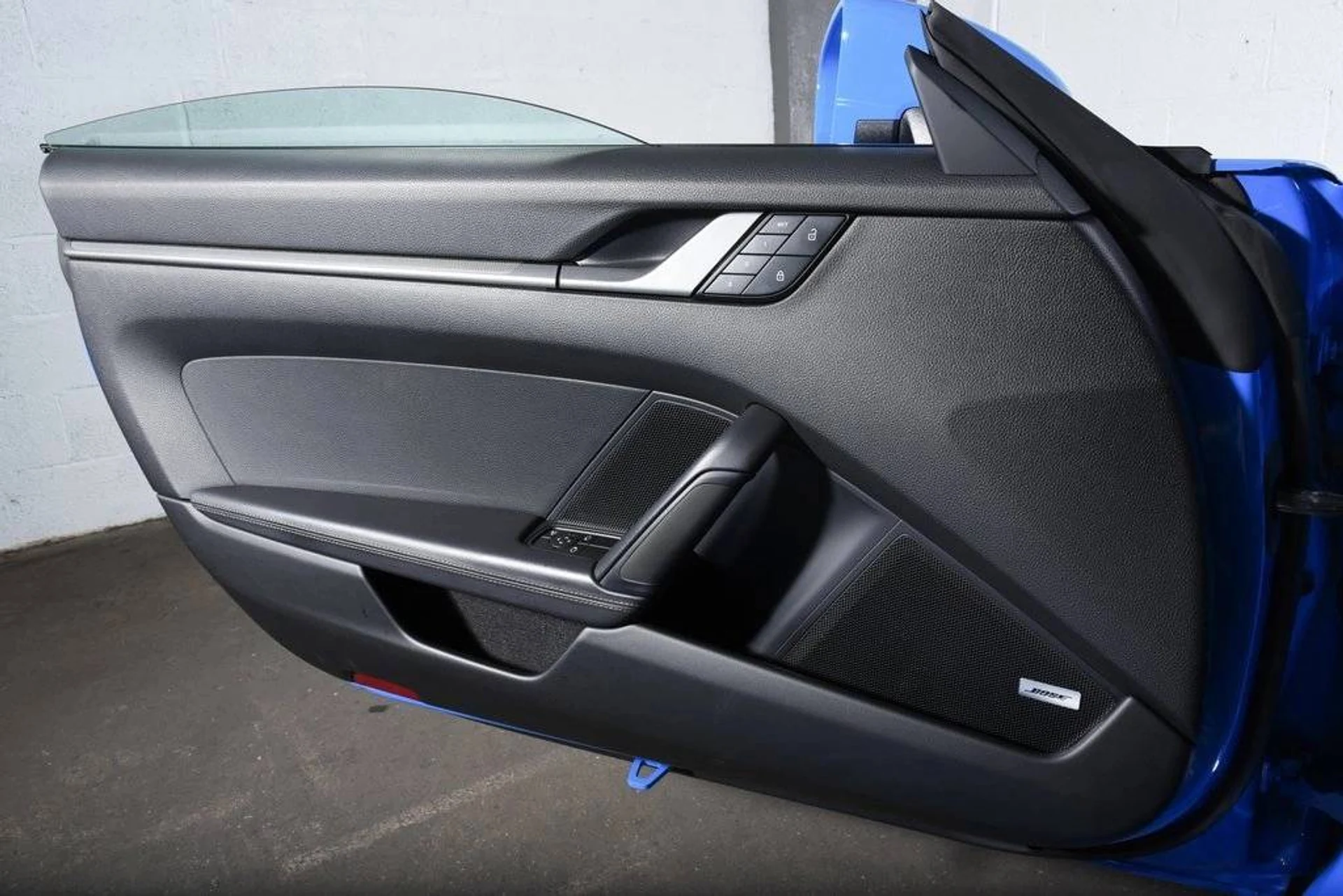 mph027_929184508_83b80fc33100d4c20c9f60a8152ec6edx_ad567a70f4