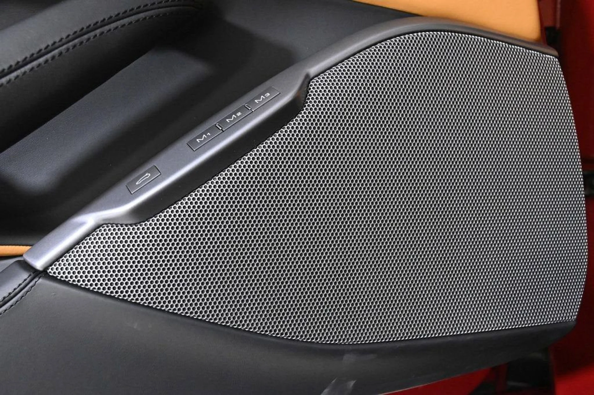 mph027_93105943_b2c6f0122bf545cfb127a45d605a1d0b_fd7fb50ad5