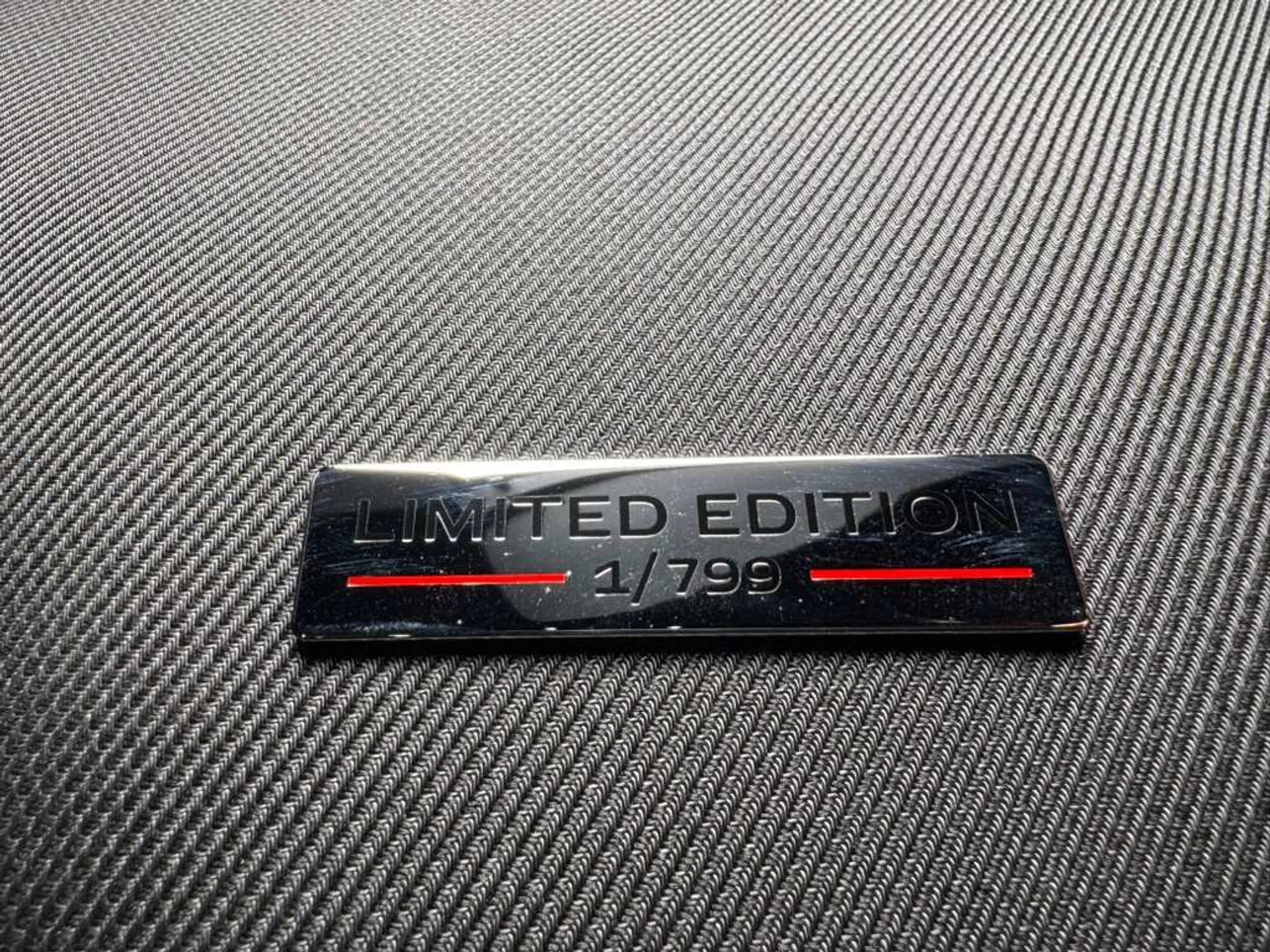 mph027_933042921_38495d16e84f19ef51040a9e46264454_5be04d1ab8