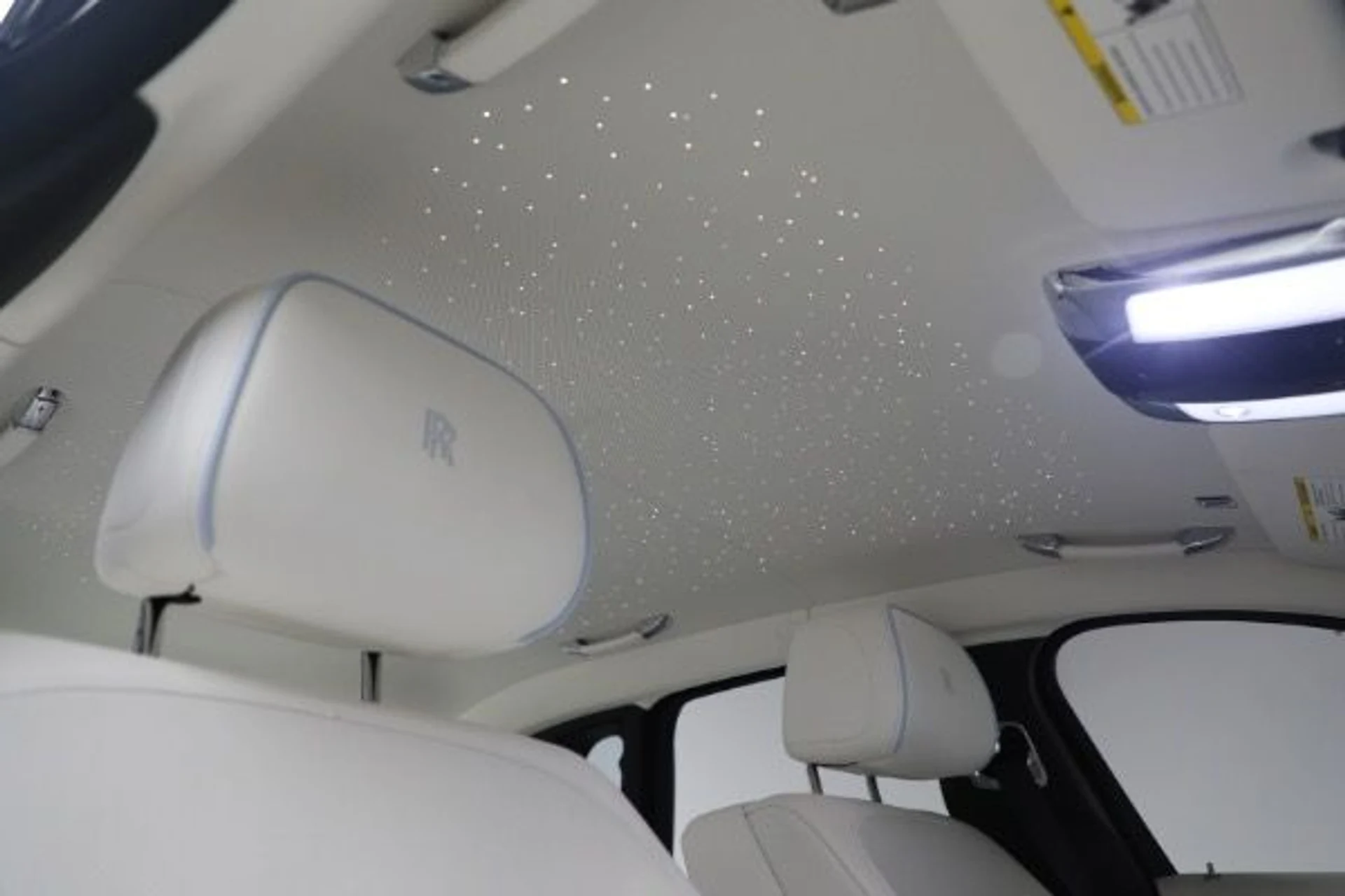 mph027_934155660_New_2025_Rolls_Royce_Ghost_f242079ec4