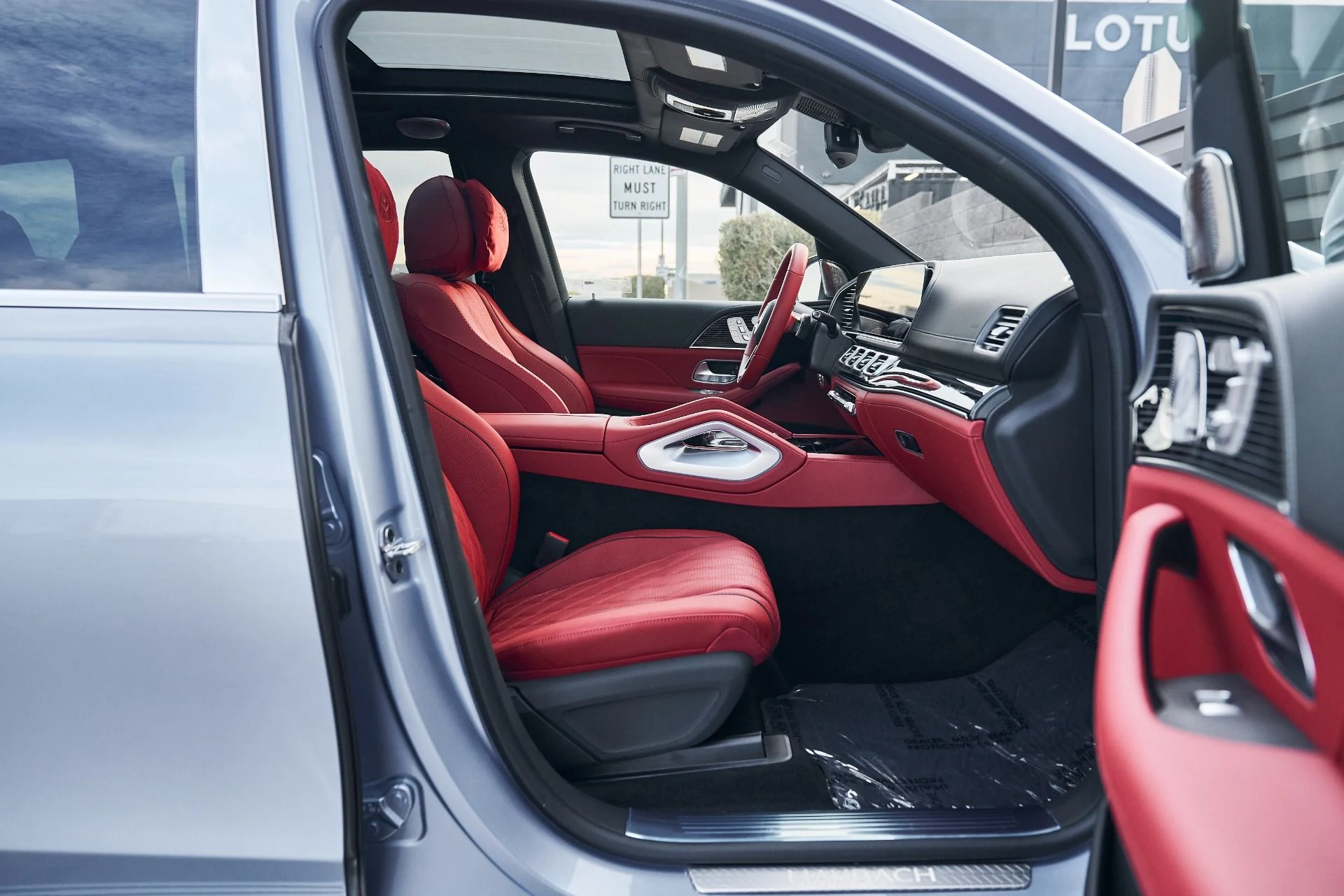 mph027_937427543_Used_2026_Mercedes_Benz_GLS_Maybach_GLS_600_1769136314_83b2bc136d