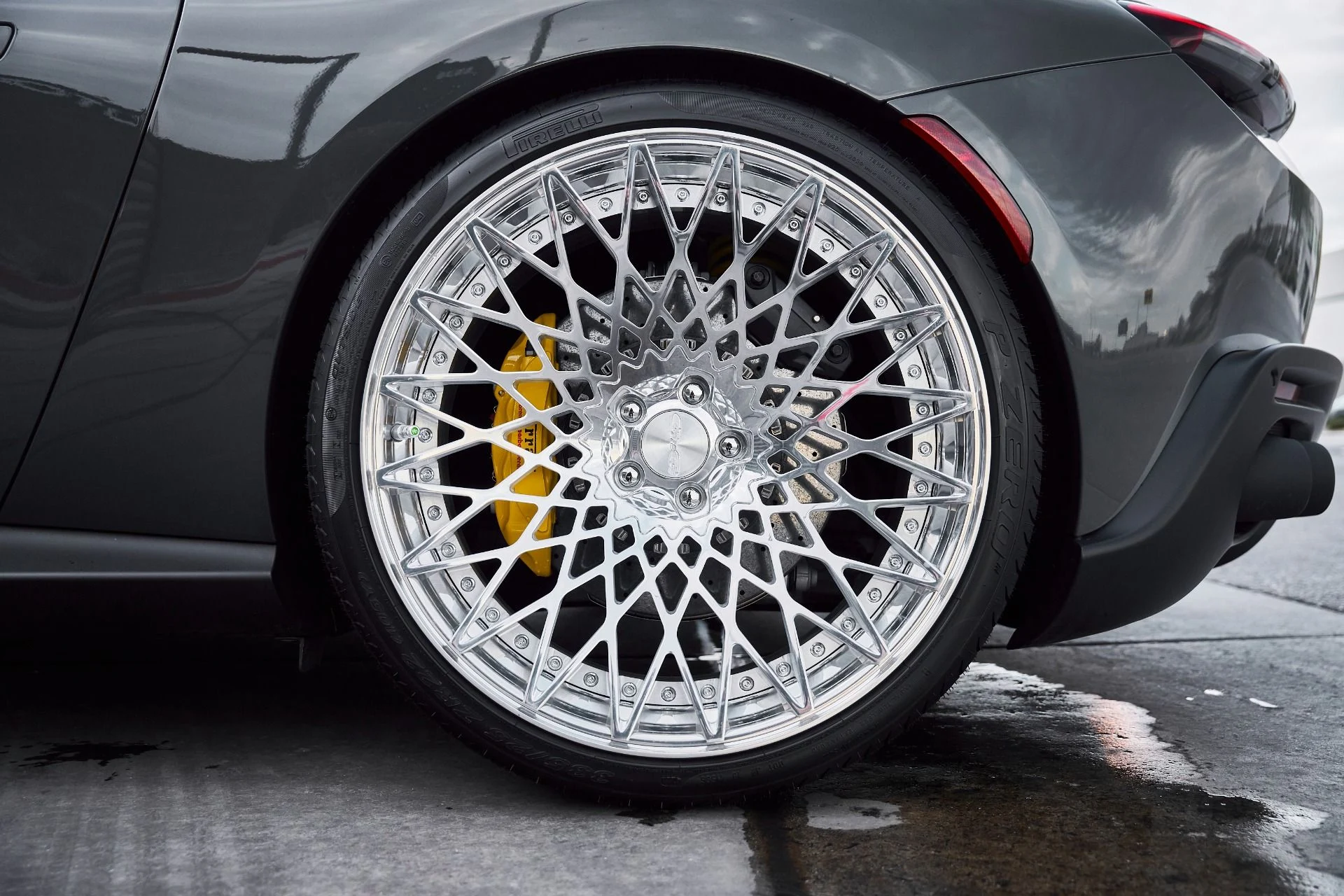 mph027_945924767_Used_2024_Ferrari_Roma_Base_1769222113_9eda368b46