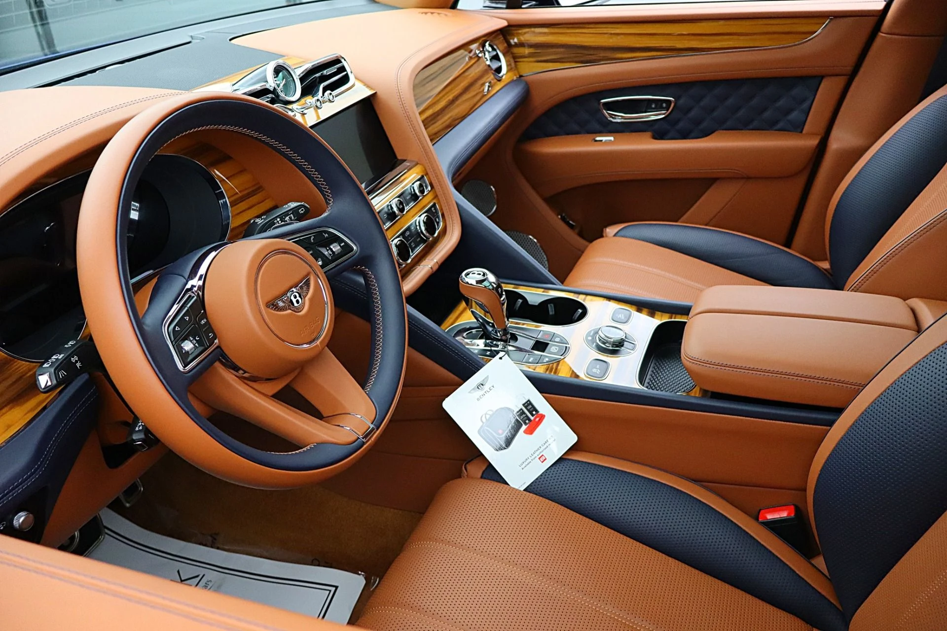 mph027_952968994_Used_2022_Bentley_Bentayga_S_V8_564805a1f9